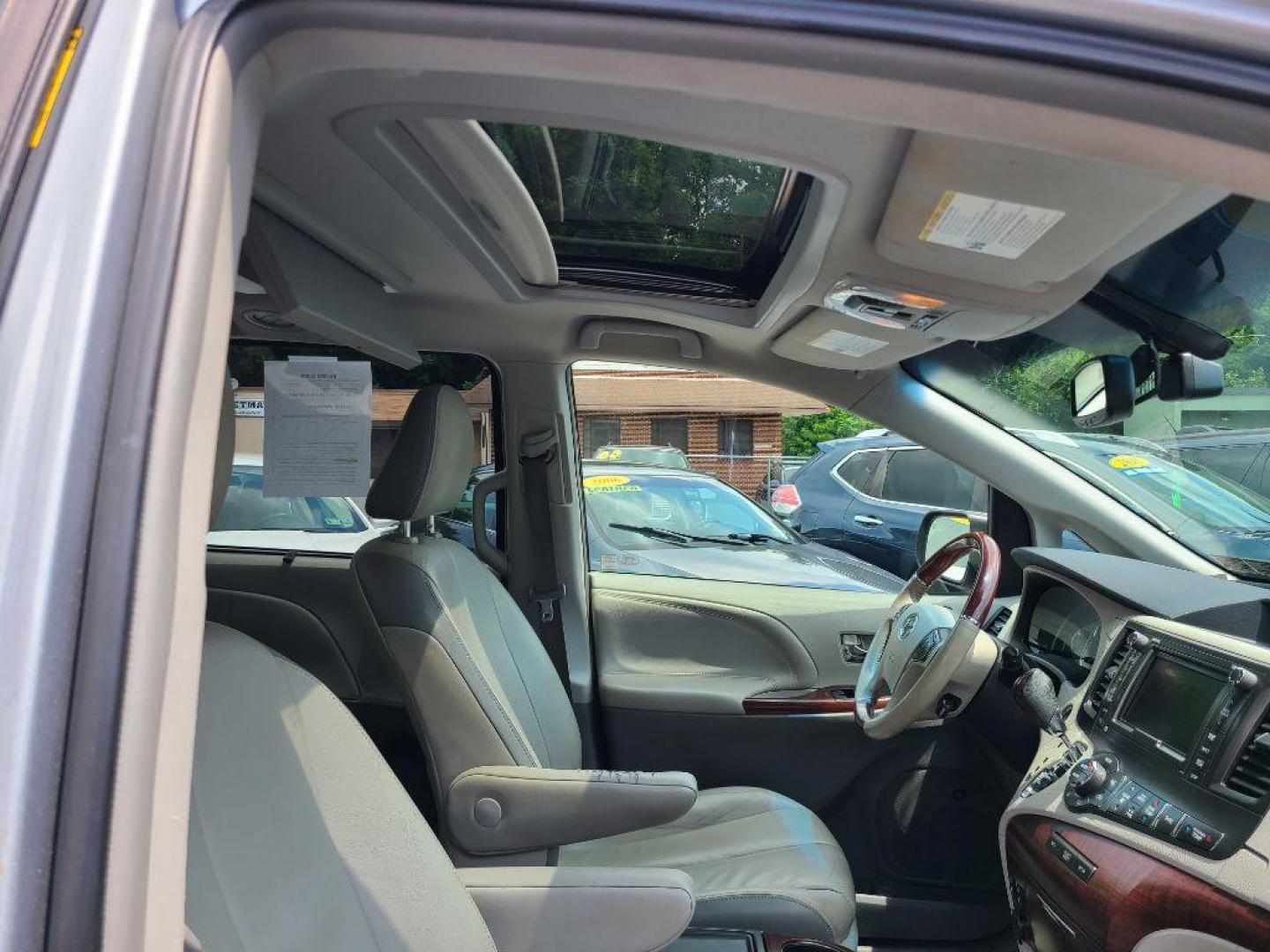 2014 SILVER TOYOTA SIENNA XLE (5TDDK3DC7ES) with an 3.5L engine, Automatic transmission, located at 7981 Paxton Street, Harrisburg, PA, 17111, (717) 561-2926, 40.261490, -76.749229 - WE FINANCE!!! Good Credit/ Bad Credit/ No Credit - ALL Trade-Ins Welcomed!!! ***Guaranteed Credit Approval*** APPLY ONLINE or CALL us TODAY ;) Internet Prices and Marketplace Prices are SPECIAL discounted ***CASH DEALS*** Retail Prices are higher. Please call us to discuss your cash and finan - Photo#19
