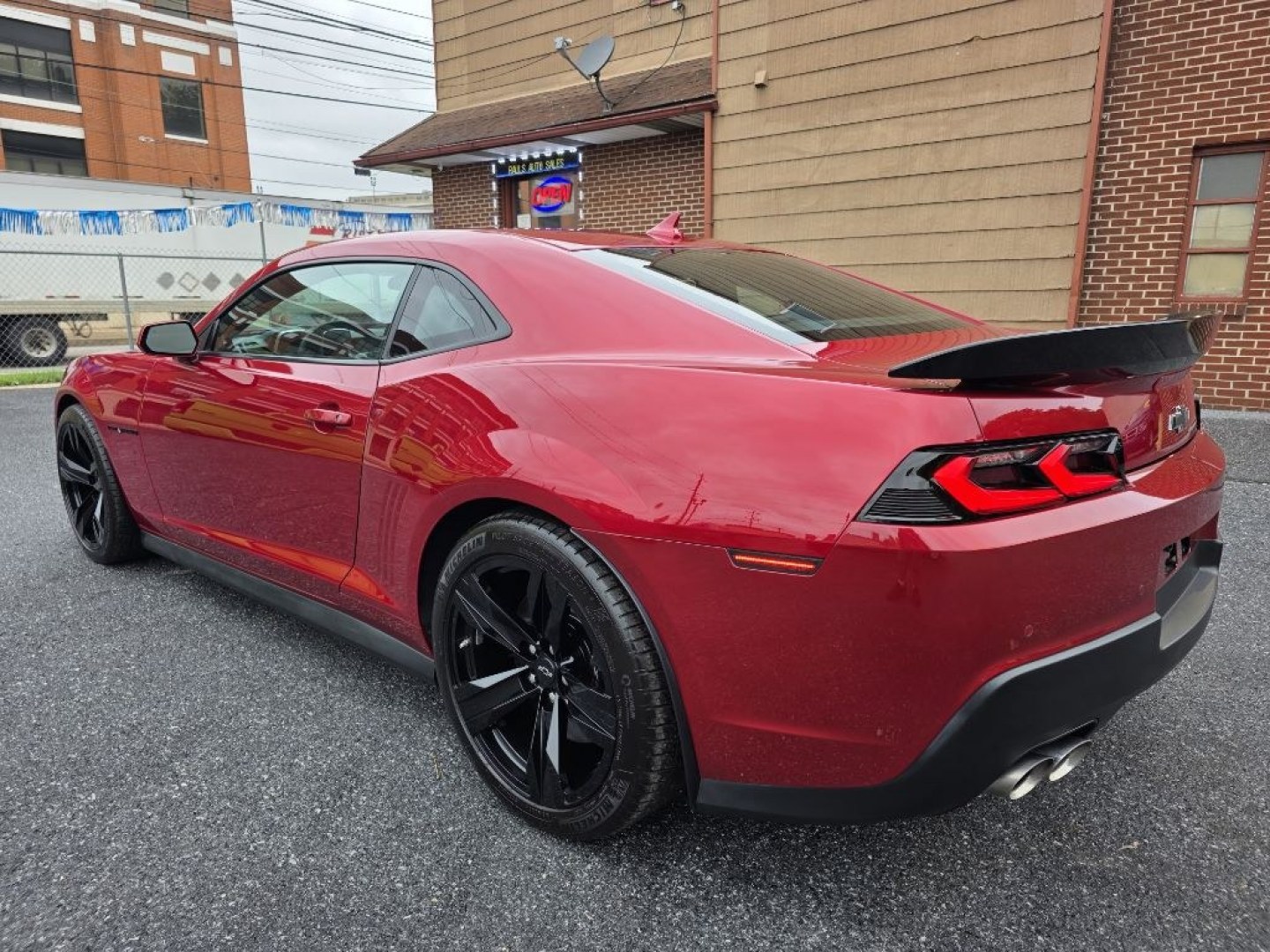 2015 RED CHEVROLET CAMARO ZL1 (2G1FL1EP0F9) with an 6.2L engine, Automatic transmission, located at 117 North Cameron Street, Harrisburg, PA, 17101, (717) 963-8962, 40.266762, -76.875259 - CASH DEAL ONLY R-TITLE $29,995- Photo#3