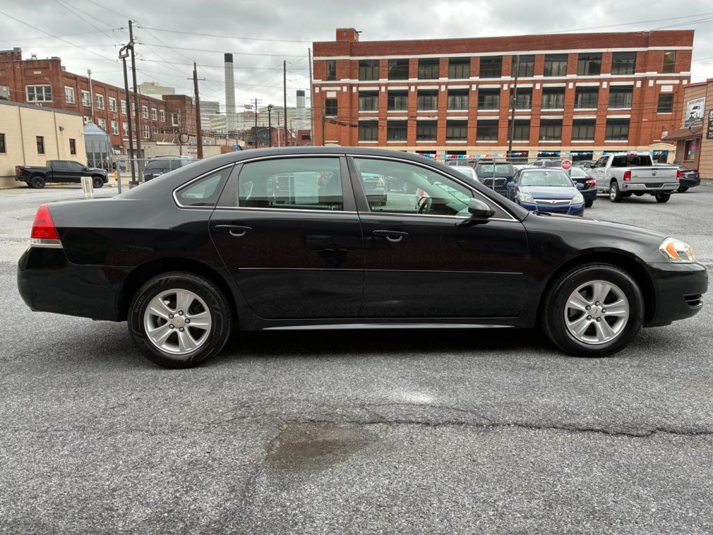 2015 BLACK CHEVROLET IMPALA LIMITED LS (2G1WA5E32F1) with an 3.6L engine, Automatic transmission, located at 117 North Cameron Street, Harrisburg, PA, 17101, (717) 963-8962, 40.266762, -76.875259 - WE FINANCE!!! MOST vehicles are available for financing. Good Credit/ Challenged Credit/ No Credit - ALL Trade-Ins Welcomed!!! APPLY ONLINE or CALL us TODAY Please call us to discuss your cash and/or financing options. Thanks for checking our inventory! We're here to help.- Photo#5