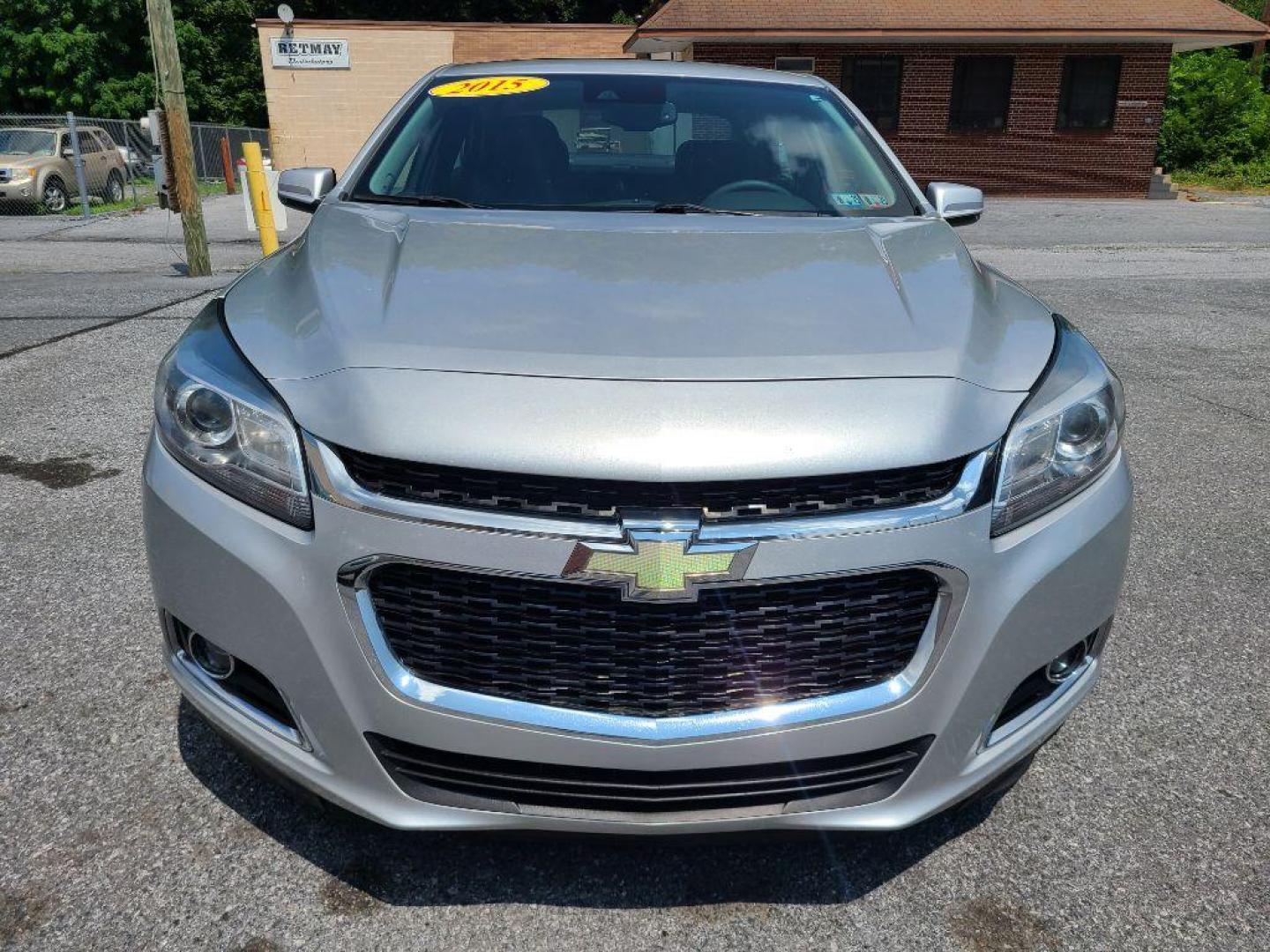 2015 SILVER CHEVROLET MALIBU LTZ (1G11G5SX7FF) with an 2.0L engine, Automatic transmission, located at 117 North Cameron Street, Harrisburg, PA, 17101, (717) 963-8962, 40.266762, -76.875259 - WE FINANCE!!! Good Credit/ Bad Credit/ No Credit - ALL Trade-Ins Welcomed!!! ***Guaranteed Credit Approval*** APPLY ONLINE or CALL us TODAY ;) Internet Prices and Marketplace Prices are SPECIAL discounted ***CASH DEALS*** Retail Prices are higher. Please call us to discuss your cash and finan - Photo#7