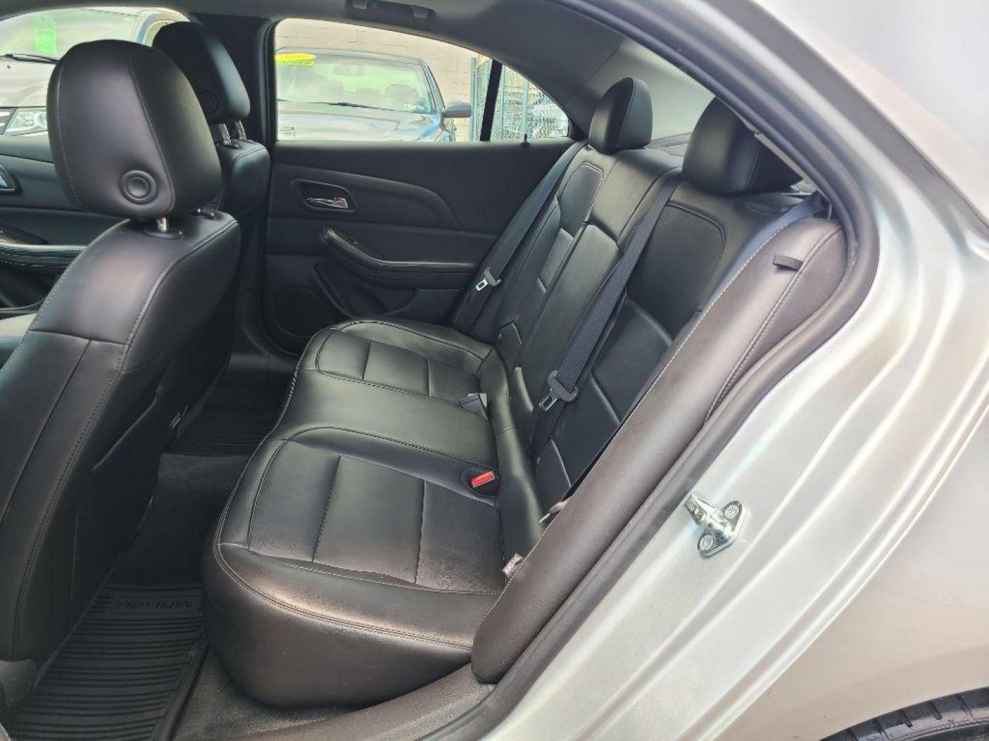 2015 SILVER CHEVROLET MALIBU LTZ (1G11G5SX7FF) with an 2.0L engine, Automatic transmission, located at 117 North Cameron Street, Harrisburg, PA, 17101, (717) 963-8962, 40.266762, -76.875259 - WE FINANCE!!! Good Credit/ Bad Credit/ No Credit - ALL Trade-Ins Welcomed!!! ***Guaranteed Credit Approval*** APPLY ONLINE or CALL us TODAY ;) Internet Prices and Marketplace Prices are SPECIAL discounted ***CASH DEALS*** Retail Prices are higher. Please call us to discuss your cash and finan - Photo#9