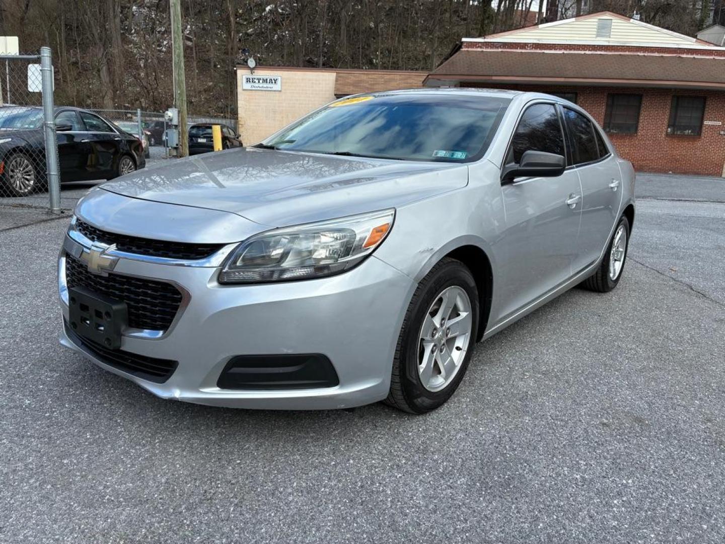 2015 SILVER CHEVROLET MALIBU LS (1G11A5SL5FF) with an 2.5L engine, Automatic transmission, located at 117 North Cameron Street, Harrisburg, PA, 17101, (717) 963-8962, 40.266762, -76.875259 - WE FINANCE!!! Good Credit/ Challenged Credit/ No Credit - ALL Trade-Ins Welcomed!!! APPLY ONLINE or CALL us TODAY ;) Please call us to discuss your cash and/or financing options. - Photo#0