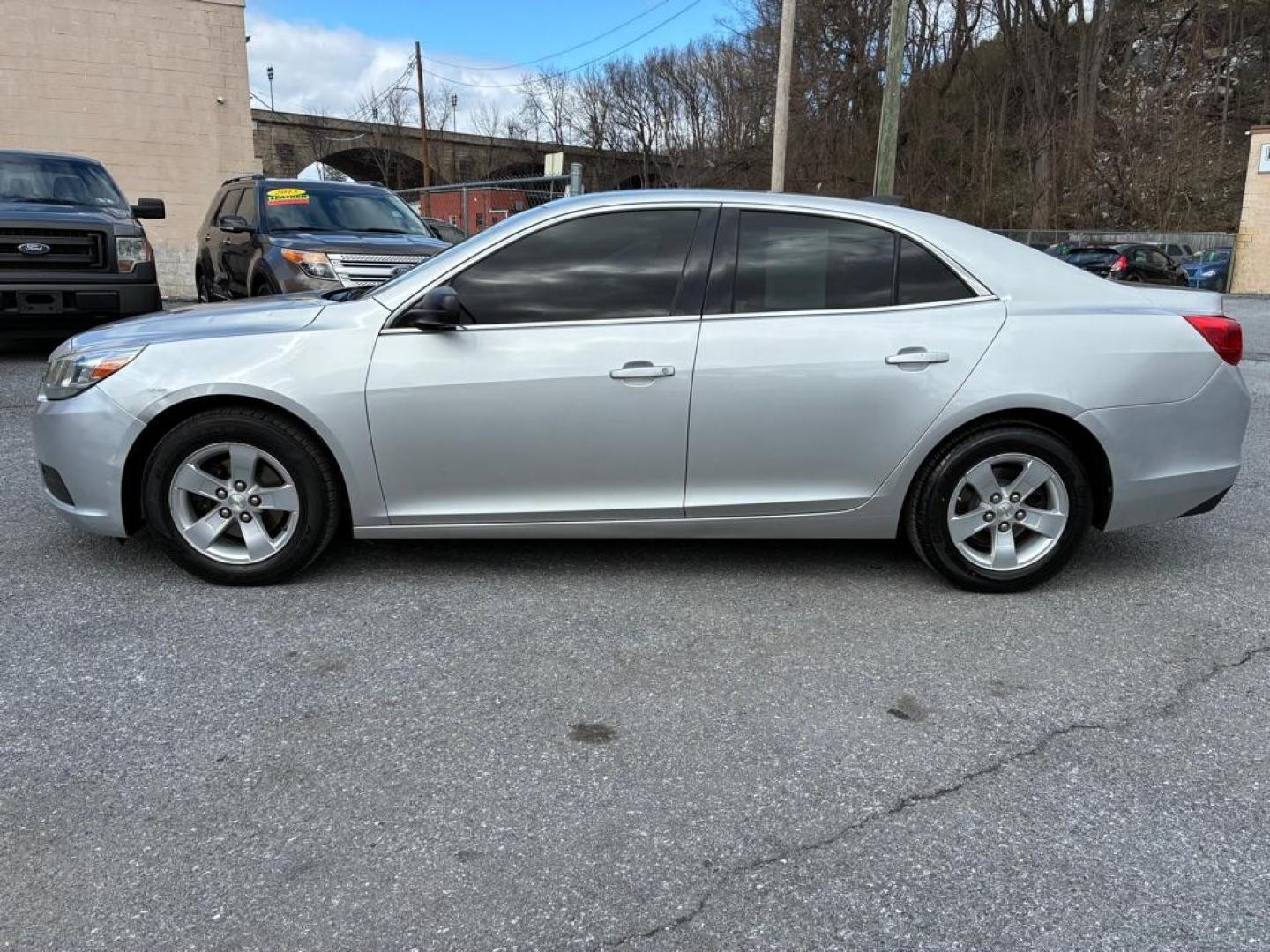 2015 SILVER CHEVROLET MALIBU LS (1G11A5SL5FF) with an 2.5L engine, Automatic transmission, located at 117 North Cameron Street, Harrisburg, PA, 17101, (717) 963-8962, 40.266762, -76.875259 - WE FINANCE!!! Good Credit/ Challenged Credit/ No Credit - ALL Trade-Ins Welcomed!!! APPLY ONLINE or CALL us TODAY ;) Please call us to discuss your cash and/or financing options. - Photo#1
