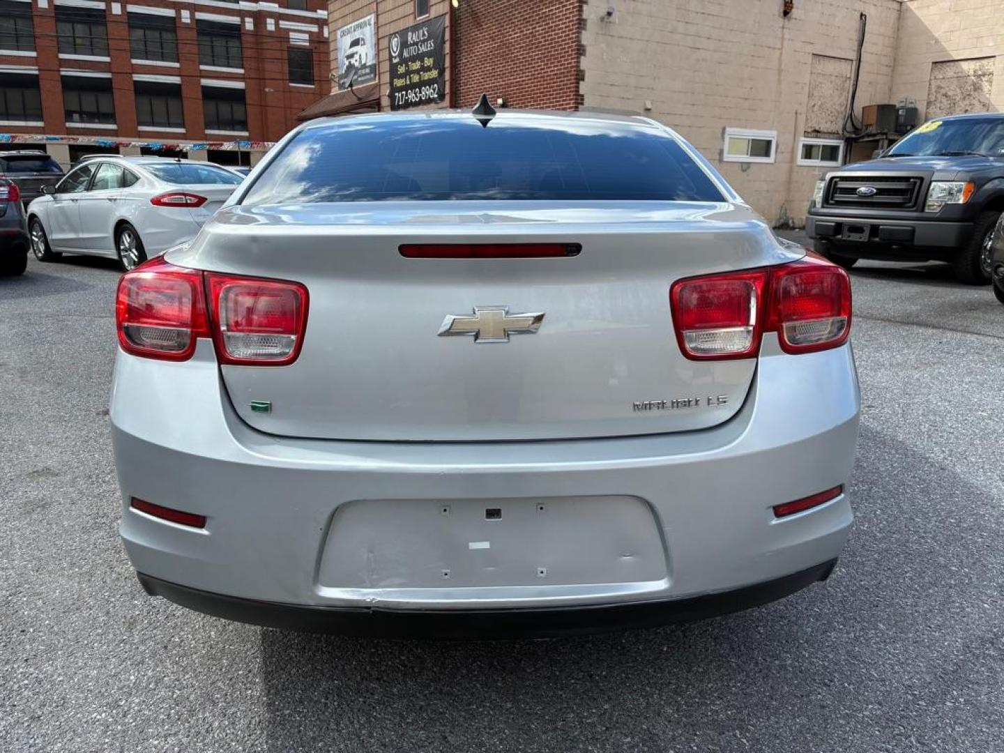2015 SILVER CHEVROLET MALIBU LS (1G11A5SL5FF) with an 2.5L engine, Automatic transmission, located at 117 North Cameron Street, Harrisburg, PA, 17101, (717) 963-8962, 40.266762, -76.875259 - WE FINANCE!!! Good Credit/ Challenged Credit/ No Credit - ALL Trade-Ins Welcomed!!! APPLY ONLINE or CALL us TODAY ;) Please call us to discuss your cash and/or financing options. - Photo#3