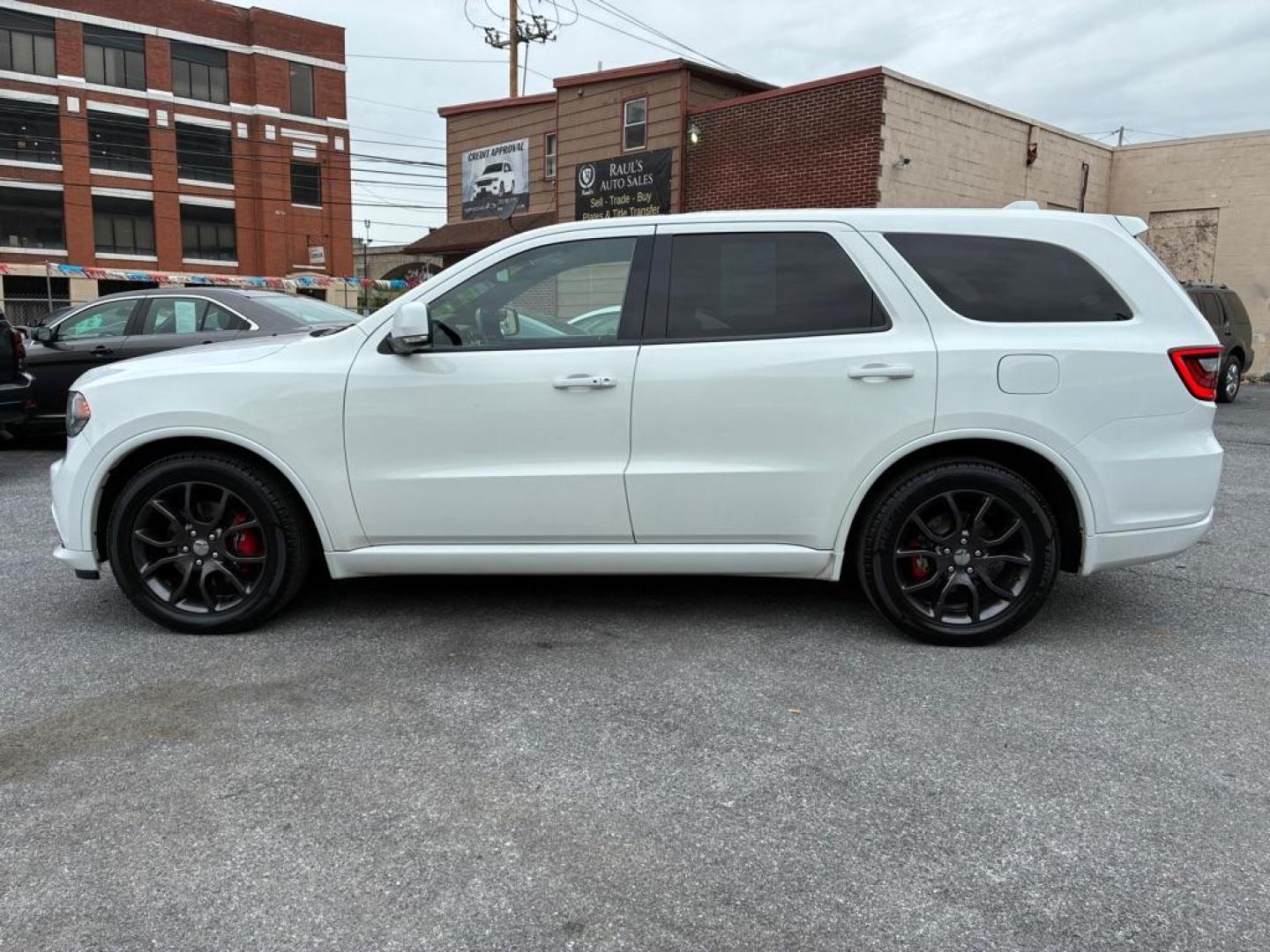 2015 WHITE DODGE DURANGO R/T (1C4SDJCT2FC) with an 5.7L engine, Automatic transmission, located at 117 North Cameron Street, Harrisburg, PA, 17101, (717) 963-8962, 40.266762, -76.875259 - WE FINANCE!!! MOST vehicles are available for financing. Good Credit/ Challenged Credit/ No Credit - ALL Trade-Ins Welcomed!!! APPLY ONLINE or CALL us TODAY Please call us to discuss your cash and/or financing options. Thanks for checking our inventory! We're here to help. - Photo#1