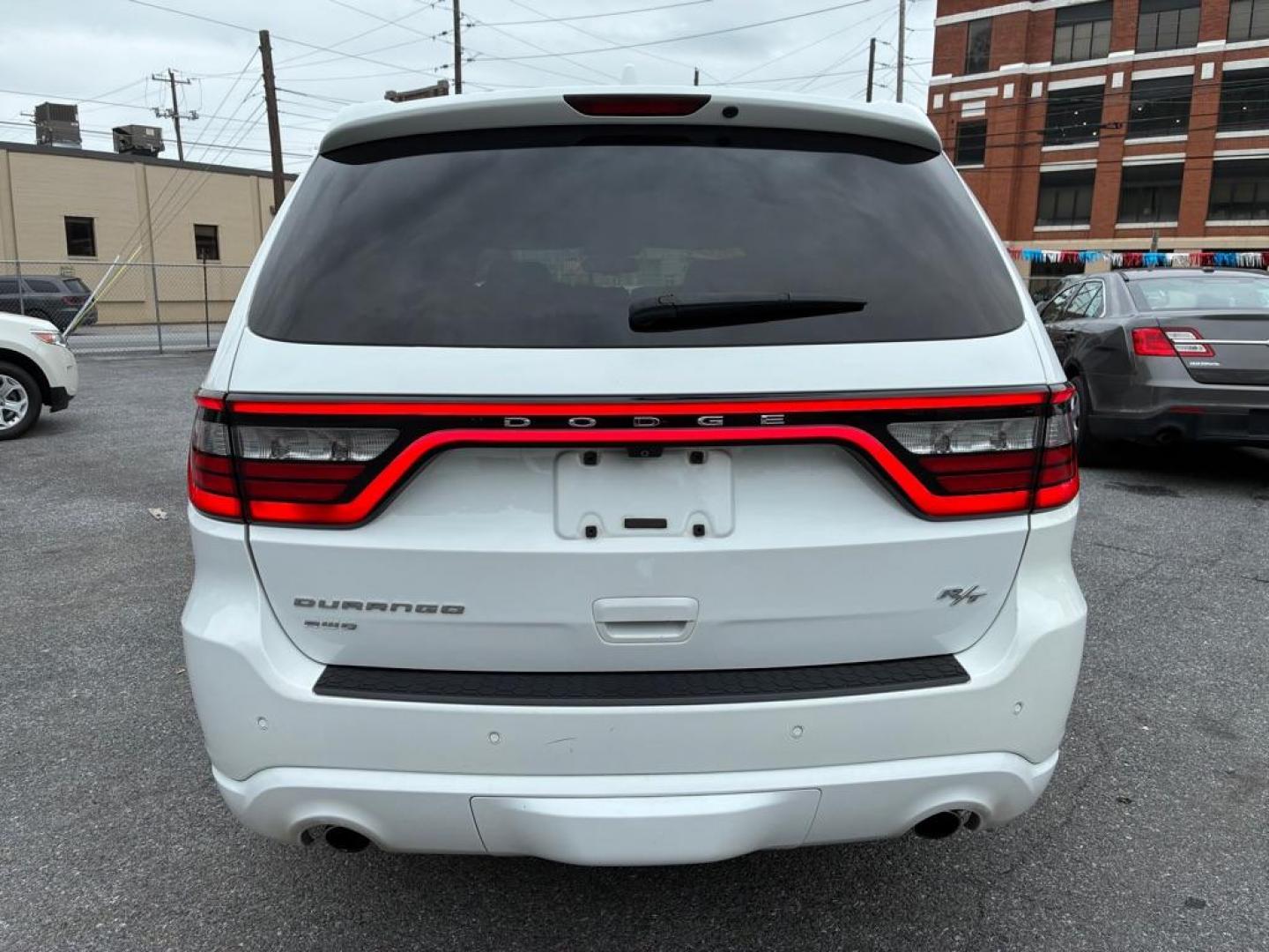 2015 WHITE DODGE DURANGO R/T (1C4SDJCT2FC) with an 5.7L engine, Automatic transmission, located at 117 North Cameron Street, Harrisburg, PA, 17101, (717) 963-8962, 40.266762, -76.875259 - WE FINANCE!!! MOST vehicles are available for financing. Good Credit/ Challenged Credit/ No Credit - ALL Trade-Ins Welcomed!!! APPLY ONLINE or CALL us TODAY Please call us to discuss your cash and/or financing options. Thanks for checking our inventory! We're here to help. - Photo#3