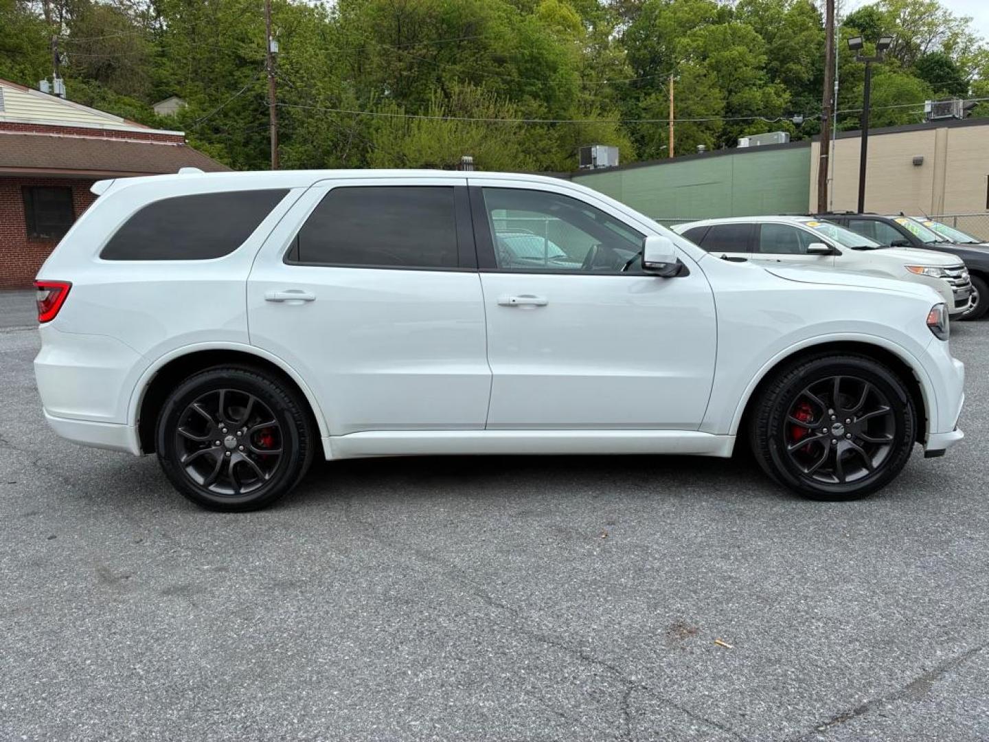 2015 WHITE DODGE DURANGO R/T (1C4SDJCT2FC) with an 5.7L engine, Automatic transmission, located at 117 North Cameron Street, Harrisburg, PA, 17101, (717) 963-8962, 40.266762, -76.875259 - WE FINANCE!!! MOST vehicles are available for financing. Good Credit/ Challenged Credit/ No Credit - ALL Trade-Ins Welcomed!!! APPLY ONLINE or CALL us TODAY Please call us to discuss your cash and/or financing options. Thanks for checking our inventory! We're here to help. - Photo#5