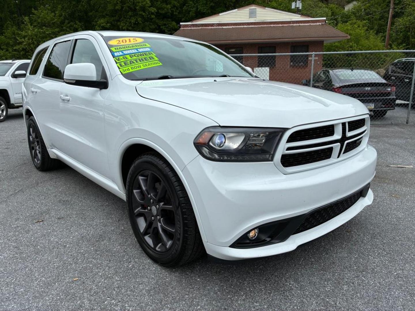 2015 WHITE DODGE DURANGO R/T (1C4SDJCT2FC) with an 5.7L engine, Automatic transmission, located at 117 North Cameron Street, Harrisburg, PA, 17101, (717) 963-8962, 40.266762, -76.875259 - WE FINANCE!!! MOST vehicles are available for financing. Good Credit/ Challenged Credit/ No Credit - ALL Trade-Ins Welcomed!!! APPLY ONLINE or CALL us TODAY Please call us to discuss your cash and/or financing options. Thanks for checking our inventory! We're here to help. - Photo#6