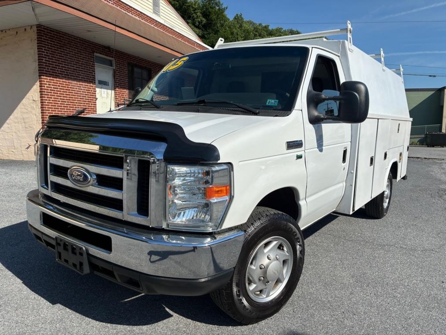 2015 WHITE FORD ECONOLINE E350 SUPER DUTY CUTAWAY VAN (1FDWE3FL6FD) with an 5.4L engine, Automatic transmission, located at 117 North Cameron Street, Harrisburg, PA, 17101, (717) 963-8962, 40.266762, -76.875259 - Utility box. WE FINANCE!!! MOST vehicles are available for financing. Good Credit/ Challenged Credit/ No Credit - ALL Trade-Ins Welcomed!!! APPLY ONLINE or CALL us TODAY Please call us to discuss your cash and/or financing options. Thanks for checking our inventory! We're here to he- Photo#0