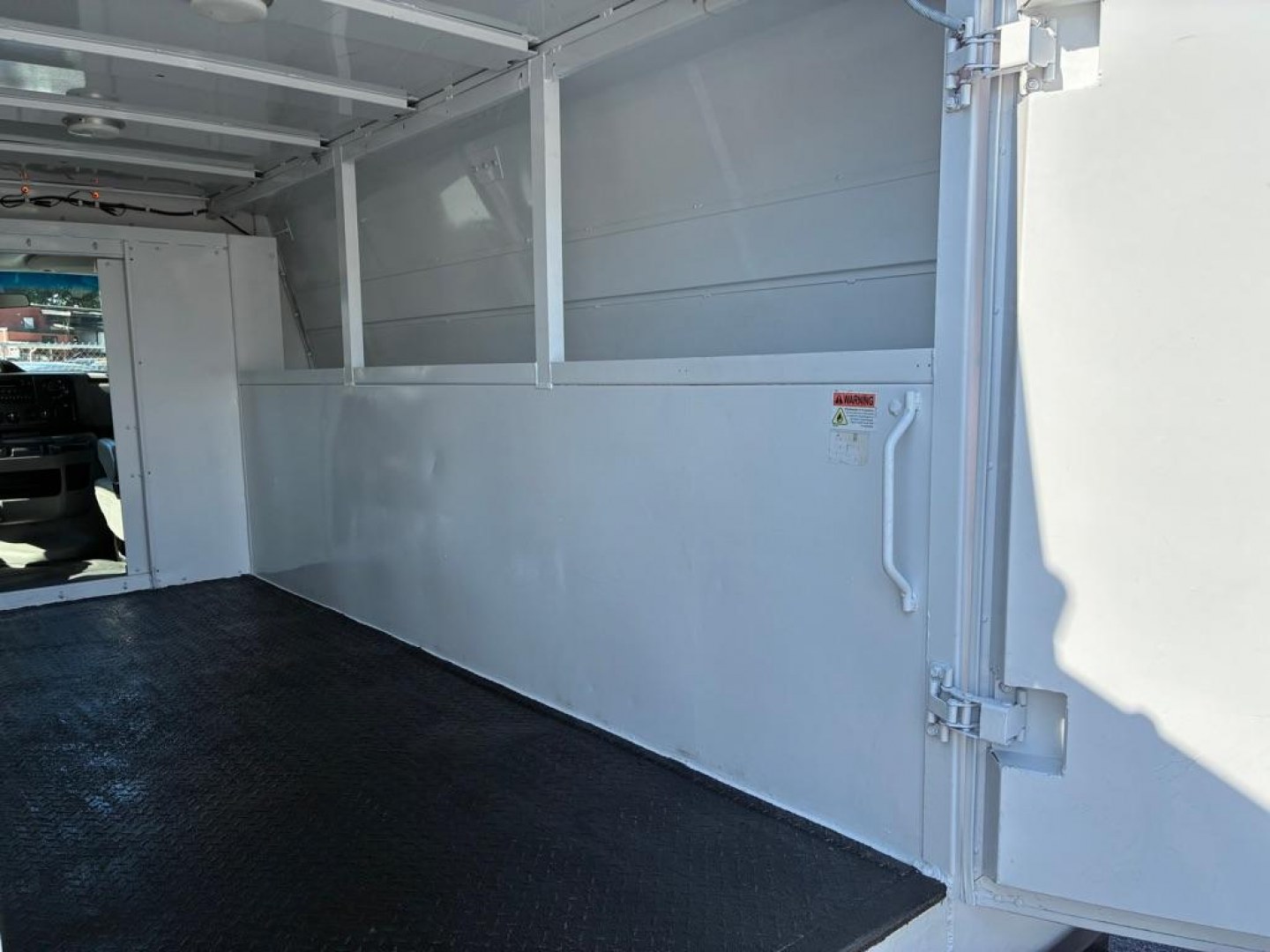 2015 WHITE FORD ECONOLINE E350 SUPER DUTY CUTAWAY VAN (1FDWE3FL6FD) with an 5.4L engine, Automatic transmission, located at 117 North Cameron Street, Harrisburg, PA, 17101, (717) 963-8962, 40.266762, -76.875259 - Utility box. WE FINANCE!!! MOST vehicles are available for financing. Good Credit/ Challenged Credit/ No Credit - ALL Trade-Ins Welcomed!!! APPLY ONLINE or CALL us TODAY Please call us to discuss your cash and/or financing options. Thanks for checking our inventory! We're here to he- Photo#14