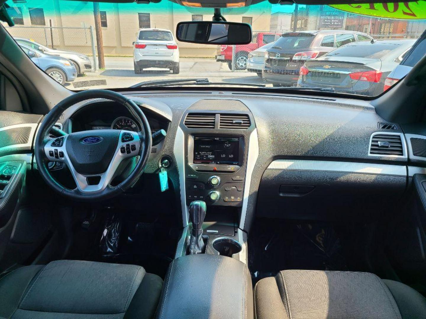 2015 BLUE FORD EXPLORER XLT (1FM5K8D89FG) with an 3.5L engine, Automatic transmission, located at 117 North Cameron Street, Harrisburg, PA, 17101, (717) 963-8962, 40.266762, -76.875259 - WE FINANCE!!! Good Credit/ Bad Credit/ No Credit - ALL Trade-Ins Welcomed!!! ***Guaranteed Credit Approval*** APPLY ONLINE or CALL us TODAY ;) Internet Prices and Marketplace Prices are SPECIAL discounted ***CASH DEALS*** Retail Prices are higher. Please call us to discuss your cash and finan - Photo#9