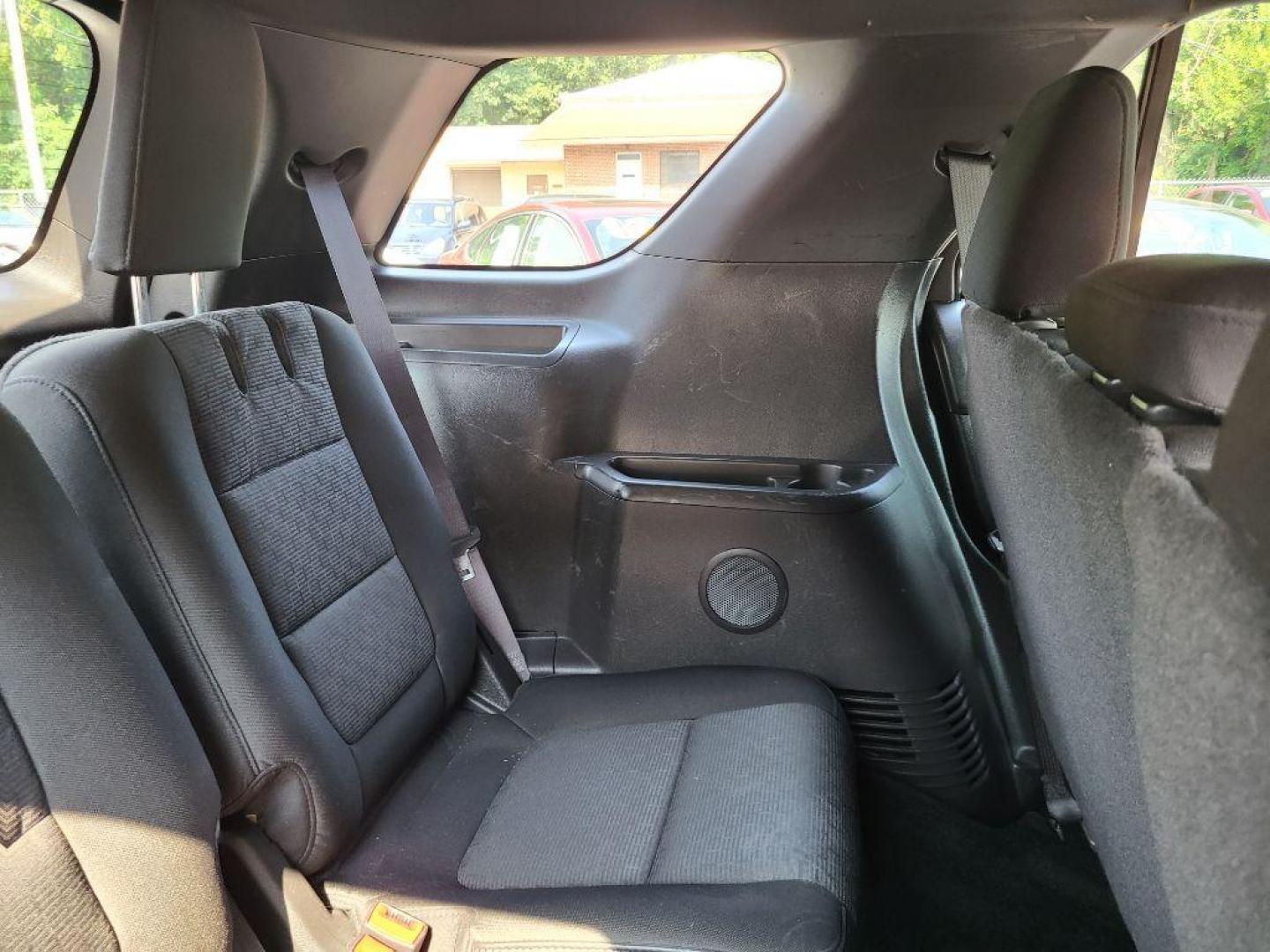 2015 BLUE FORD EXPLORER XLT (1FM5K8D89FG) with an 3.5L engine, Automatic transmission, located at 117 North Cameron Street, Harrisburg, PA, 17101, (717) 963-8962, 40.266762, -76.875259 - WE FINANCE!!! Good Credit/ Bad Credit/ No Credit - ALL Trade-Ins Welcomed!!! ***Guaranteed Credit Approval*** APPLY ONLINE or CALL us TODAY ;) Internet Prices and Marketplace Prices are SPECIAL discounted ***CASH DEALS*** Retail Prices are higher. Please call us to discuss your cash and finan - Photo#10