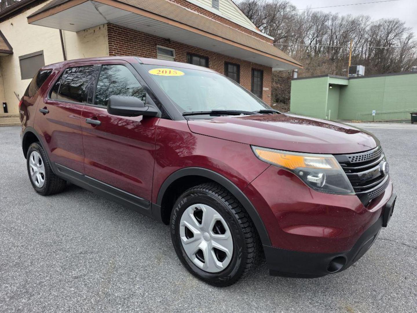 2015 BURG FORD EXPLORER POLICE INTERCEPTOR (1FM5K8AR9FG) with an 3.7L engine, Automatic transmission, located at 117 North Cameron Street, Harrisburg, PA, 17101, (717) 963-8962, 40.266762, -76.875259 - WE FINANCE!!! Good Credit/ Challenged Credit/ No Credit - ALL Trade-Ins Welcomed!!! APPLY ONLINE or CALL us TODAY ;) Please call us to discuss your cash and/or financing options. - Photo#6