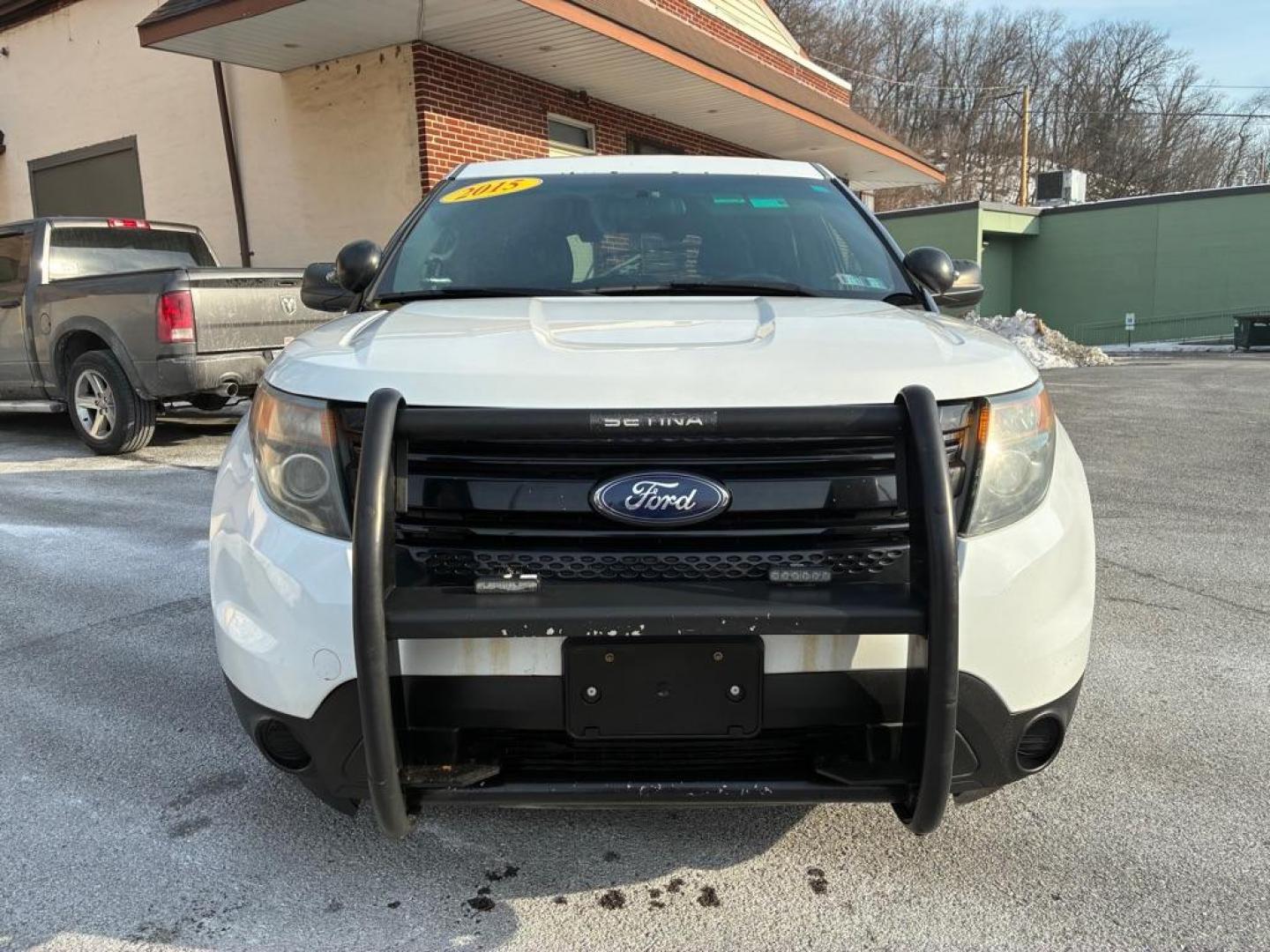 2015 WHITE FORD EXPLORER POLICE INTERCEPTOR (1FM5K8AR9FG) with an 3.7L engine, Automatic transmission, located at 117 North Cameron Street, Harrisburg, PA, 17101, (717) 963-8962, 40.266762, -76.875259 - WE FINANCE!!! Good Credit/ Challenged Credit/ No Credit - ALL Trade-Ins Welcomed!!! APPLY ONLINE or CALL us TODAY ;) Please call us to discuss your cash and/or financing options. - Photo#7