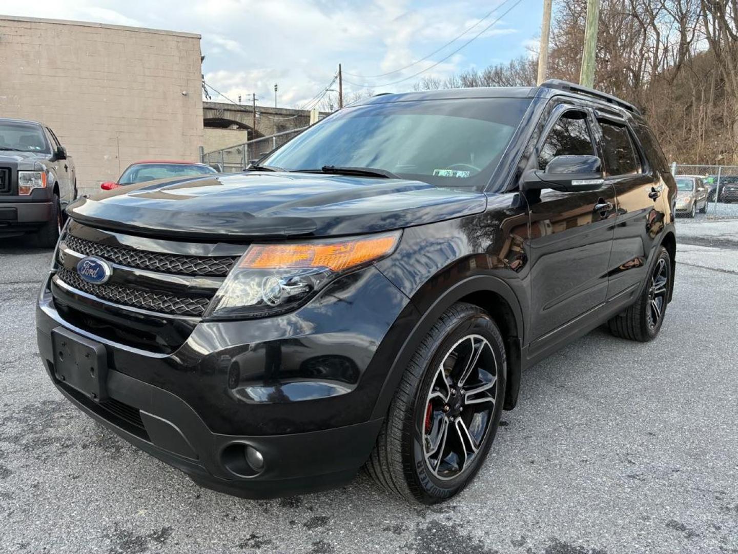 2015 BLACK FORD EXPLORER SPORT (1FM5K8GT3FG) with an 3.5L engine, Automatic transmission, located at 117 North Cameron Street, Harrisburg, PA, 17101, (717) 963-8962, 40.266762, -76.875259 - WE FINANCE!!! Good Credit/ Challenged Credit/ No Credit - ALL Trade-Ins Welcomed!!! APPLY ONLINE or CALL us TODAY ;) Please call us to discuss your cash and/or financing options. - Photo#0