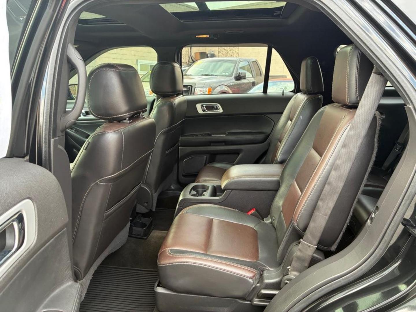 2015 BLACK FORD EXPLORER SPORT (1FM5K8GT3FG) with an 3.5L engine, Automatic transmission, located at 117 North Cameron Street, Harrisburg, PA, 17101, (717) 963-8962, 40.266762, -76.875259 - WE FINANCE!!! Good Credit/ Challenged Credit/ No Credit - ALL Trade-Ins Welcomed!!! APPLY ONLINE or CALL us TODAY ;) Please call us to discuss your cash and/or financing options. - Photo#12