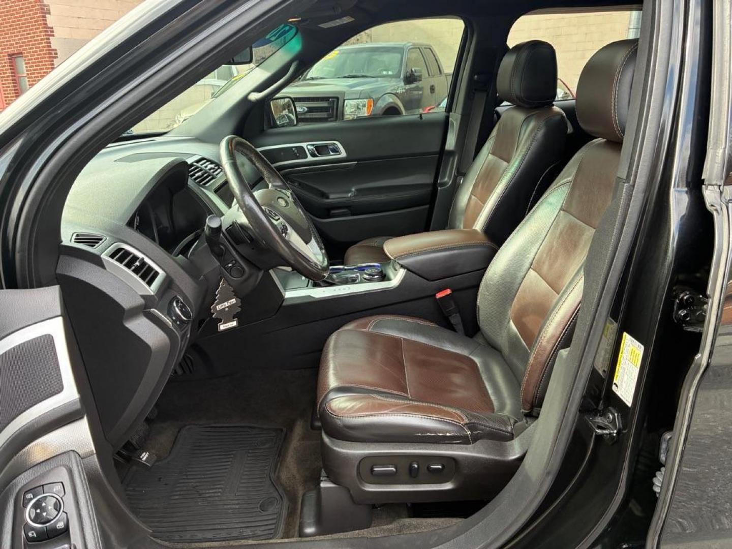 2015 BLACK FORD EXPLORER SPORT (1FM5K8GT3FG) with an 3.5L engine, Automatic transmission, located at 117 North Cameron Street, Harrisburg, PA, 17101, (717) 963-8962, 40.266762, -76.875259 - WE FINANCE!!! Good Credit/ Challenged Credit/ No Credit - ALL Trade-Ins Welcomed!!! APPLY ONLINE or CALL us TODAY ;) Please call us to discuss your cash and/or financing options. - Photo#14