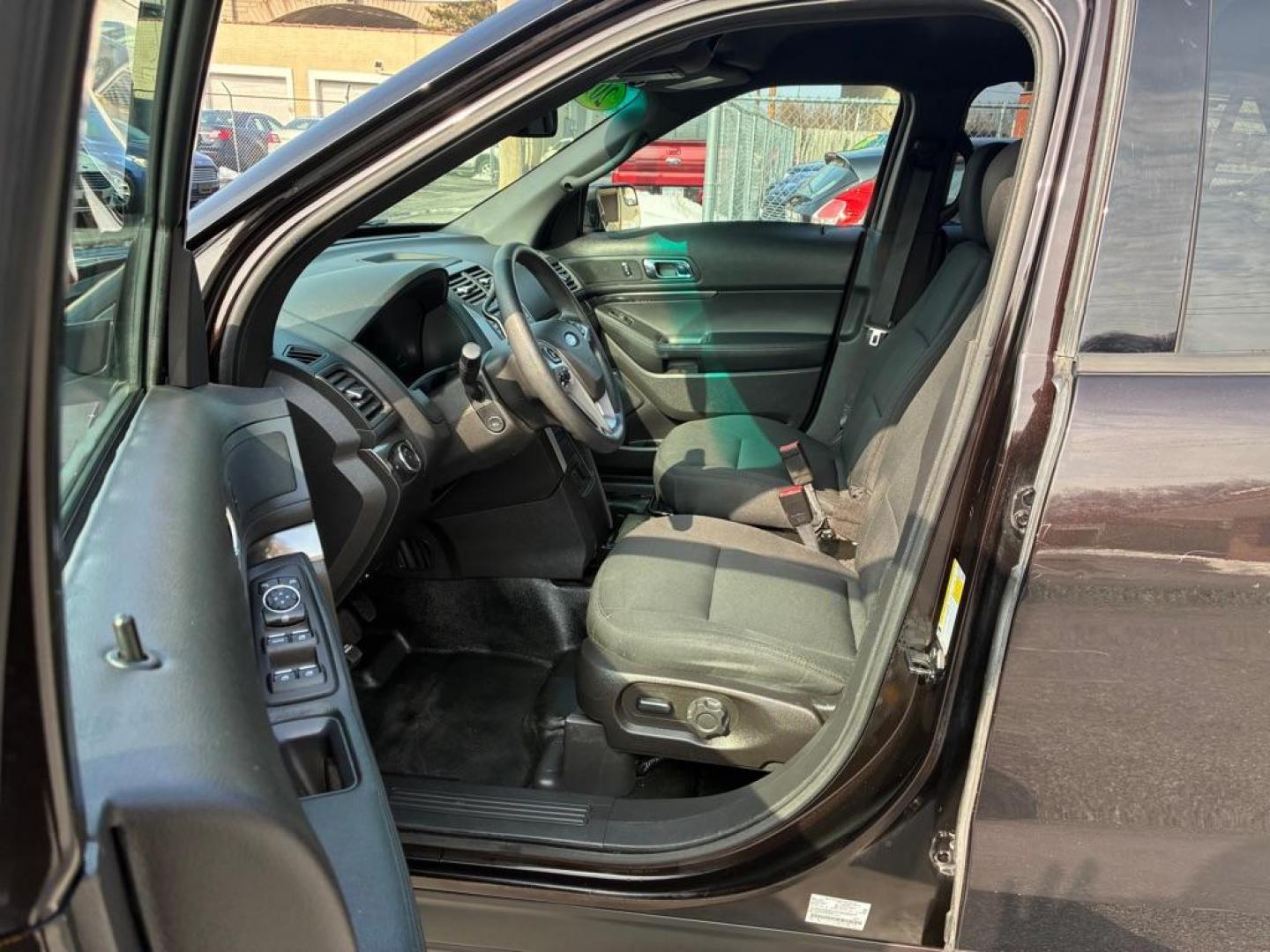 2015 BROWN FORD EXPLORER POLICE INTERCEPTOR (1FM5K8AR9FG) with an 3.7L engine, Automatic transmission, located at 117 North Cameron Street, Harrisburg, PA, 17101, (717) 963-8962, 40.266762, -76.875259 - WE FINANCE!!! Good Credit/ Challenged Credit/ No Credit - ALL Trade-Ins Welcomed!!! APPLY ONLINE or CALL us TODAY ;) Please call us to discuss your cash and/or financing options. - Photo#12