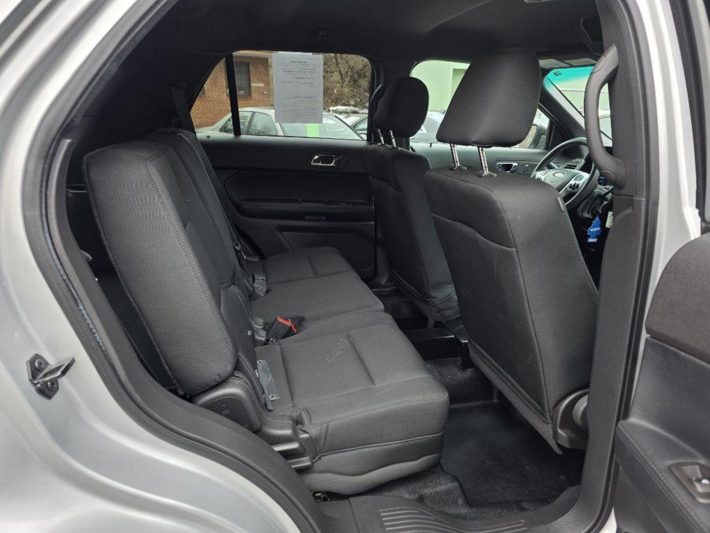 2015 SILVER FORD EXPLORER POLICE INTERCEPTOR (1FM5K8AR6FG) with an 3.7L engine, Automatic transmission, located at 117 North Cameron Street, Harrisburg, PA, 17101, (717) 963-8962, 40.266762, -76.875259 - WE FINANCE!!! Good Credit/ Challenged Credit/ No Credit - ALL Trade-Ins Welcomed!!! APPLY ONLINE or CALL us TODAY ;) Please call us to discuss your cash and/or financing options. - Photo#10