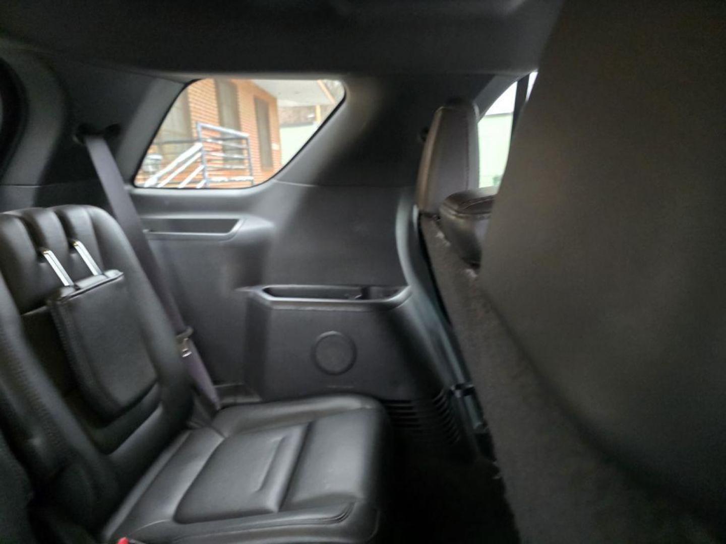 2015 BLACK FORD EXPLORER XLT (1FM5K8D82FG) with an 3.5L engine, Automatic transmission, located at 117 North Cameron Street, Harrisburg, PA, 17101, (717) 963-8962, 40.266762, -76.875259 - WE FINANCE!!! Good Credit/ Challenged Credit/ No Credit - ALL Trade-Ins Welcomed!!! APPLY ONLINE or CALL us TODAY ;) Please call us to discuss your cash and/or financing options. - Photo#9