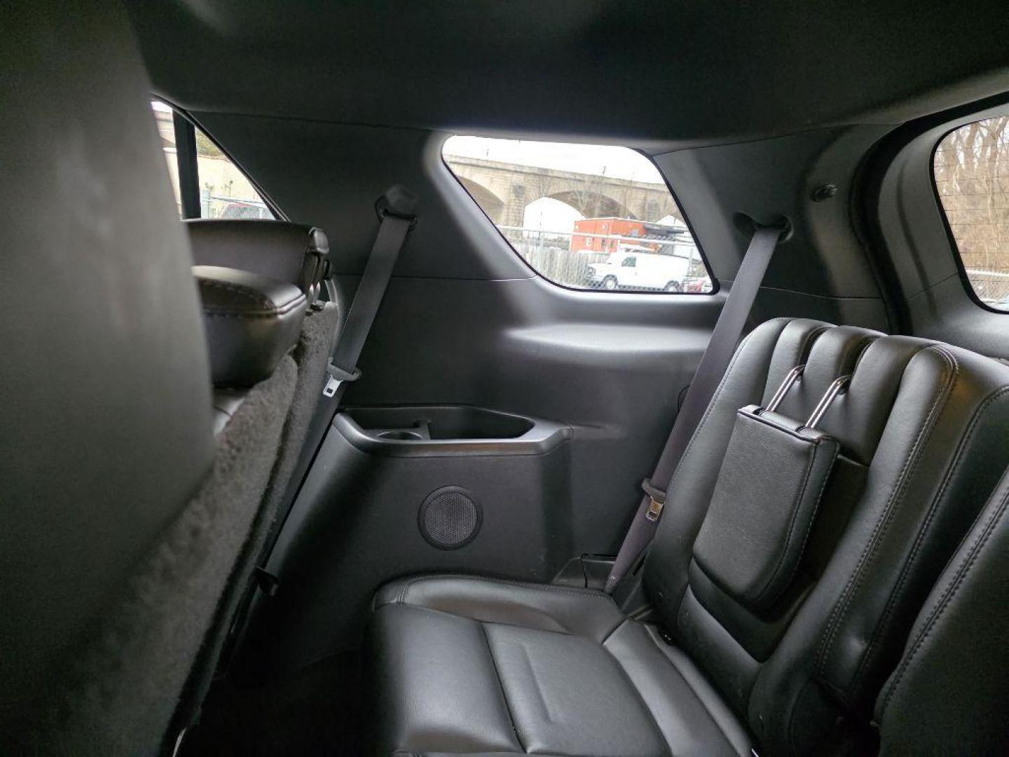 2015 BLACK FORD EXPLORER XLT (1FM5K8D82FG) with an 3.5L engine, Automatic transmission, located at 117 North Cameron Street, Harrisburg, PA, 17101, (717) 963-8962, 40.266762, -76.875259 - WE FINANCE!!! Good Credit/ Challenged Credit/ No Credit - ALL Trade-Ins Welcomed!!! APPLY ONLINE or CALL us TODAY ;) Please call us to discuss your cash and/or financing options. - Photo#13