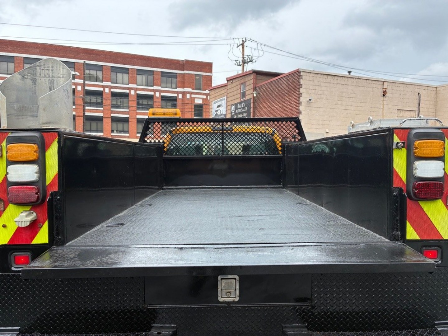 2015 YELLOW FORD F350 SUPER DUTY (1FD8W3G68FE) with an 6.2L engine, Automatic transmission, located at 7981 Paxton Street, Harrisburg, PA, 17111, (717) 561-2926, 40.261490, -76.749229 - Vehicle Features: Hard Top 8-Cylinder Flex Natural A/T Power Steering GRY Vinyl Seats A/C Power Windows Power Door Locks Driver Air Bag WE FINANCE!!! MOST vehicles are available for financing. Good Credit/ Challenged Credit/ No Credit - ALL Trade-Ins Welcomed!!! APPLY ONLINE or C- Photo#11