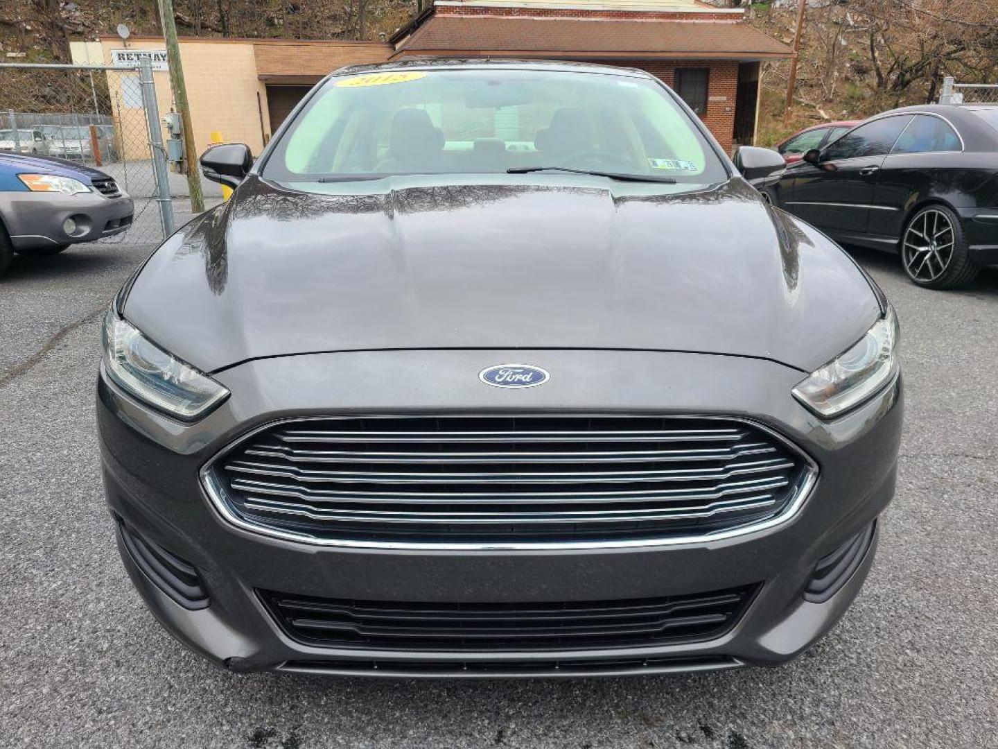 2015 GRAY FORD FUSION SE (1FA6P0H76F5) with an 2.5L engine, Automatic transmission, located at 117 North Cameron Street, Harrisburg, PA, 17101, (717) 963-8962, 40.266762, -76.875259 - WE FINANCE!!! Good Credit/ Bad Credit/ No Credit - ALL Trade-Ins Welcomed!!! ***Guaranteed Credit Approval*** APPLY ONLINE or CALL us TODAY ;) Internet Prices and Marketplace Prices are SPECIAL discounted ***CASH DEALS*** Retail Prices are higher. Please call us to discuss your cash and finan - Photo#7