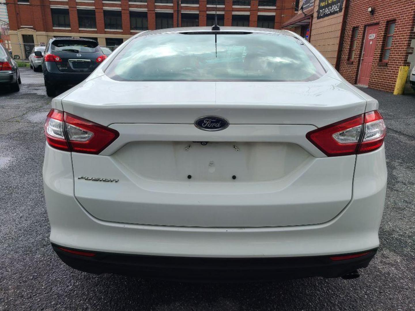 2015 WHITE FORD FUSION S (3FA6P0G78FR) with an 2.5L engine, Automatic transmission, located at 117 North Cameron Street, Harrisburg, PA, 17101, (717) 963-8962, 40.266762, -76.875259 - WE FINANCE!!! Good Credit/ Bad Credit/ No Credit - ALL Trade-Ins Welcomed!!! ***Guaranteed Credit Approval*** APPLY ONLINE or CALL us TODAY ;) Internet Prices and Marketplace Prices are SPECIAL discounted ***CASH DEALS*** Retail Prices are higher. Please call us to discuss your cash and finan - Photo#3