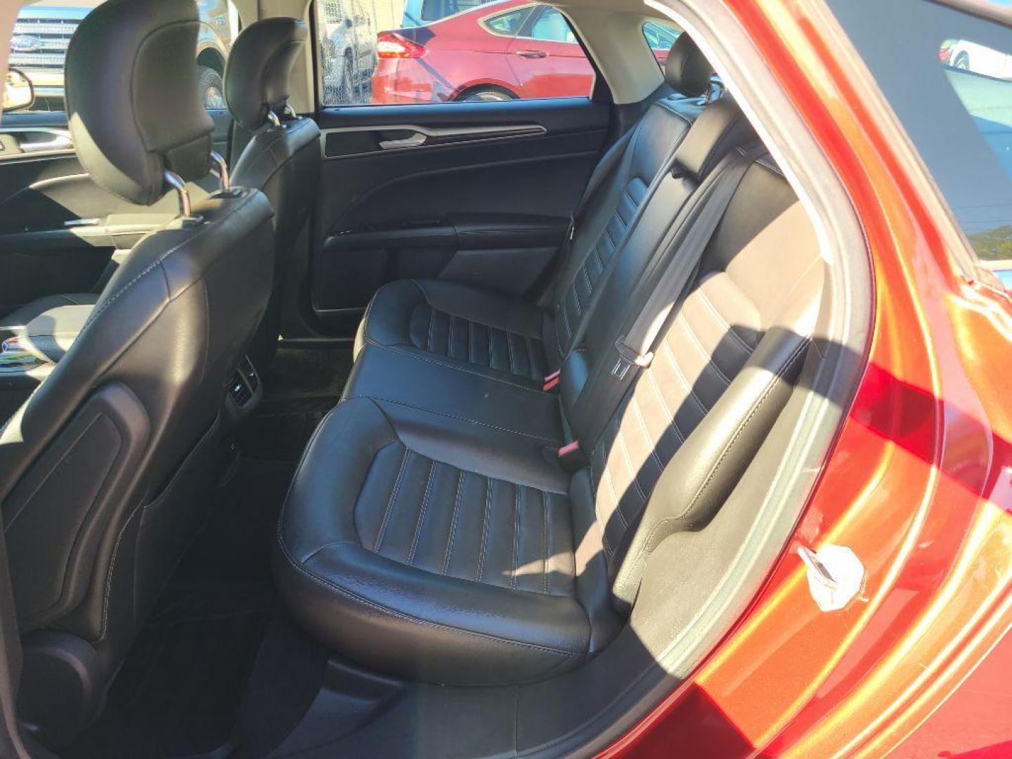 2015 RED FORD FUSION SE HYBRID (3FA6P0LU9FR) with an 2.0L engine, Continuously Variable transmission, located at 117 North Cameron Street, Harrisburg, PA, 17101, (717) 963-8962, 40.266762, -76.875259 - WE FINANCE!!! Good Credit/ Bad Credit/ No Credit - ALL Trade-Ins Welcomed!!! ***Guaranteed Credit Approval*** APPLY ONLINE or CALL us TODAY ;) Please call us to discuss your cash and financing options. - Photo#10