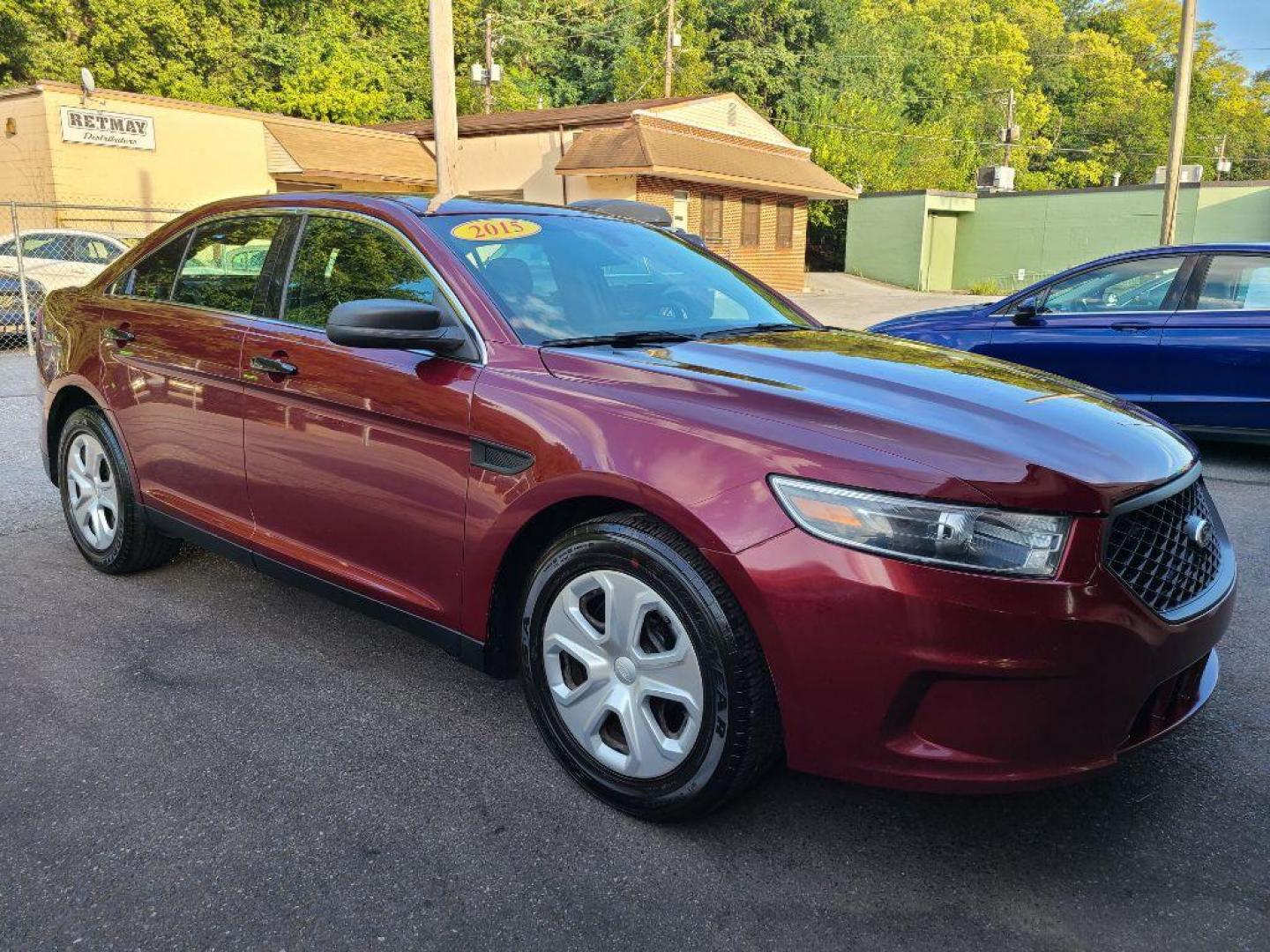 2015 RED FORD TAURUS POLICE INTERCEPTOR (1FAHP2MK5FG) with an 3.7L engine, Automatic transmission, located at 7981 Paxton Street, Harrisburg, PA, 17111, (717) 561-2926, 40.261490, -76.749229 - WE FINANCE!!! Good Credit/ Bad Credit/ No Credit - ALL Trade-Ins Welcomed!!! ***Guaranteed Credit Approval*** APPLY ONLINE or CALL us TODAY ;) Internet Prices and Marketplace Prices are SPECIAL discounted ***CASH DEALS*** Retail Prices are higher. Please call us to discuss your cash and finan - Photo#6