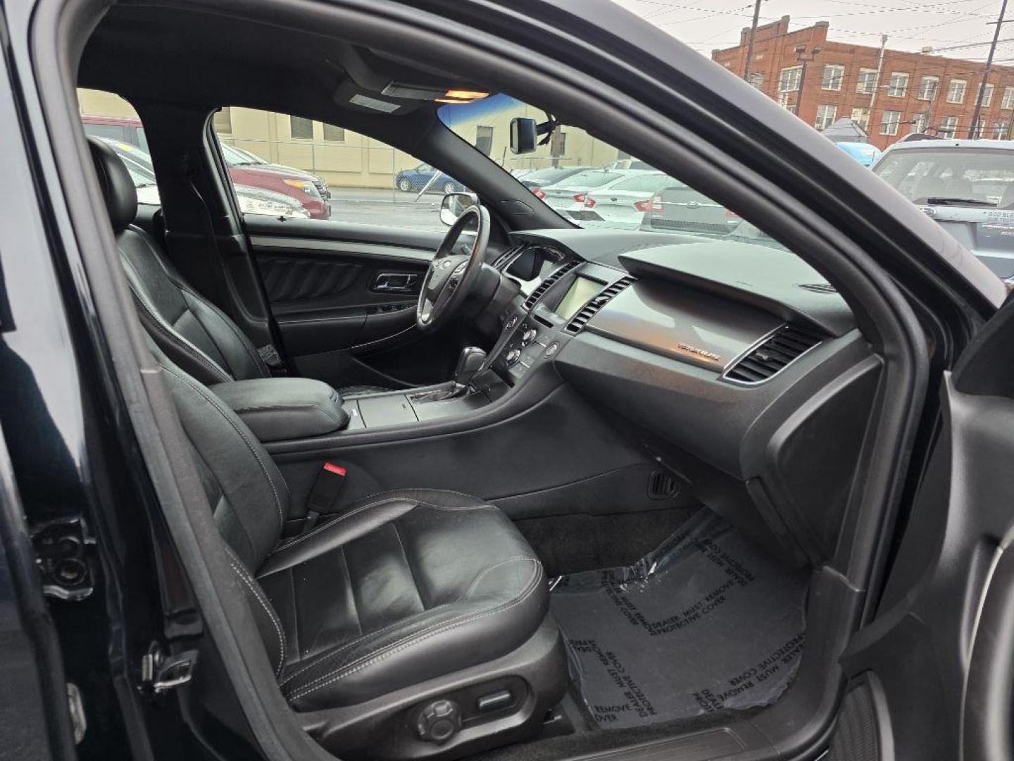 2015 GRAY FORD TAURUS SEL (1FAHP2E82FG) with an 3.5L engine, Automatic transmission, located at 117 North Cameron Street, Harrisburg, PA, 17101, (717) 963-8962, 40.266762, -76.875259 - WE FINANCE!!! Good Credit/ Challenged Credit/ No Credit - ALL Trade-Ins Welcomed!!! APPLY ONLINE or CALL us TODAY ;) Please call us to discuss your cash and/or financing options. - Photo#8