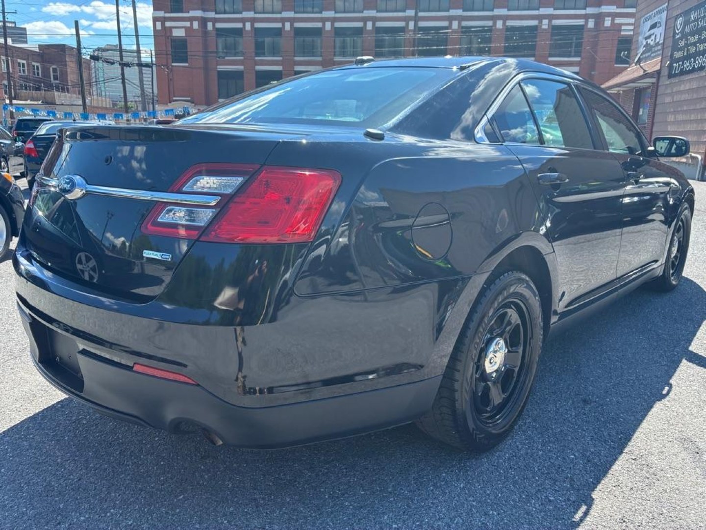 2015 BLACK FORD TAURUS POLICE INTERCEPTOR (1FAHP2MK4FG) with an 3.7L engine, Automatic transmission, located at 117 North Cameron Street, Harrisburg, PA, 17101, (717) 963-8962, 40.266762, -76.875259 - WE FINANCE!!! MOST vehicles are available for financing. Good Credit/ Challenged Credit/ No Credit - ALL Trade-Ins Welcomed!!! APPLY ONLINE or CALL us TODAY Please call us to discuss your cash and/or financing options. Thanks for checking our inventory! We're here to help.- Photo#4
