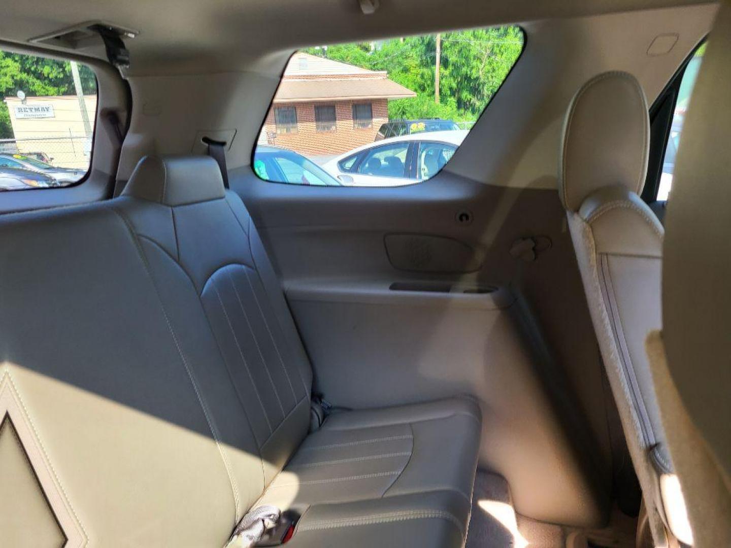 2015 WHITE GMC ACADIA DENALI (1GKKVTKD7FJ) with an 3.6L engine, Automatic transmission, located at 7981 Paxton Street, Harrisburg, PA, 17111, (717) 561-2926, 40.261490, -76.749229 - WE FINANCE!!! Good Credit/ Bad Credit/ No Credit - ALL Trade-Ins Welcomed!!! ***Guaranteed Credit Approval*** APPLY ONLINE or CALL us TODAY ;) Internet Prices and Marketplace Prices are SPECIAL discounted ***CASH DEALS*** Retail Prices are higher. Please call us to discuss your cash and finan - Photo#9