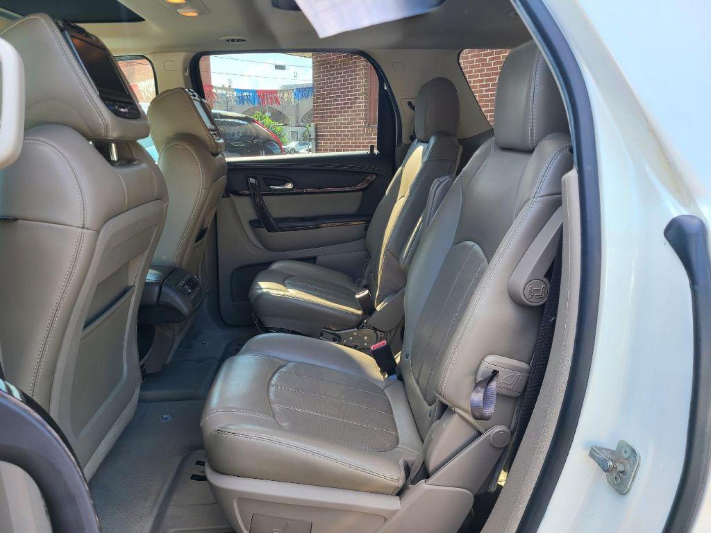 2015 WHITE GMC ACADIA DENALI (1GKKVTKD7FJ) with an 3.6L engine, Automatic transmission, located at 7981 Paxton Street, Harrisburg, PA, 17111, (717) 561-2926, 40.261490, -76.749229 - WE FINANCE!!! Good Credit/ Bad Credit/ No Credit - ALL Trade-Ins Welcomed!!! ***Guaranteed Credit Approval*** APPLY ONLINE or CALL us TODAY ;) Internet Prices and Marketplace Prices are SPECIAL discounted ***CASH DEALS*** Retail Prices are higher. Please call us to discuss your cash and finan - Photo#15