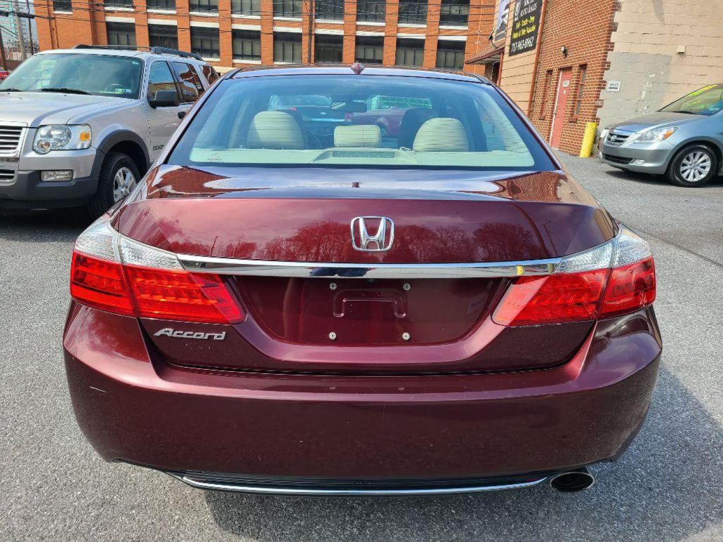 2015 BURG HONDA ACCORD EXL (1HGCR2F88FA) with an 2.4L engine, Continuously Variable transmission, located at 117 North Cameron Street, Harrisburg, PA, 17101, (717) 963-8962, 40.266762, -76.875259 - WE FINANCE!!! Good Credit/ Bad Credit/ No Credit - ALL Trade-Ins Welcomed!!! ***Guaranteed Credit Approval*** APPLY ONLINE or CALL us TODAY ;) Internet Prices and Marketplace Prices are SPECIAL discounted ***CASH DEALS*** Retail Prices are higher. Please call us to discuss your cash and finan - Photo#3