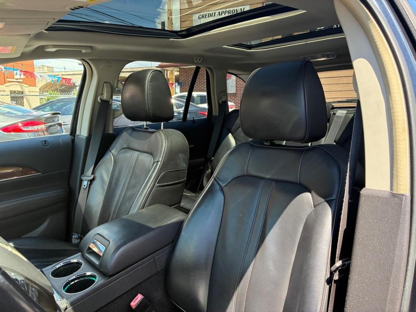 2015 GRAY LINCOLN MKX (2LMDJ8JK6FB) with an 3.7L engine, Automatic transmission, located at 117 North Cameron Street, Harrisburg, PA, 17101, (717) 963-8962, 40.266762, -76.875259 - WE FINANCE!!! MOST vehicles are available for financing. Good Credit/ Challenged Credit/ No Credit - ALL Trade-Ins Welcomed!!! APPLY ONLINE or CALL us TODAY Please call us to discuss your cash and/or financing options. Thanks for checking our inventory! We're here to help.- Photo#13