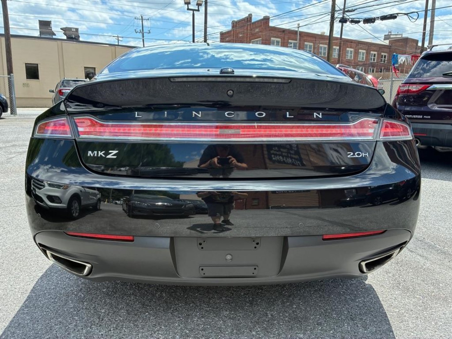 2015 GREEN LINCOLN MKZ HYBRID (3LN6L2LU0FR) with an 2.0L engine, Continuously Variable transmission, located at 117 North Cameron Street, Harrisburg, PA, 17101, (717) 963-8962, 40.266762, -76.875259 - WE FINANCE!!! MOST vehicles are available for financing. Good Credit/ Challenged Credit/ No Credit - ALL Trade-Ins Welcomed!!! APPLY ONLINE or CALL us TODAY Please call us to discuss your cash and/or financing options. Thanks for checking our inventory! We're here to help. - Photo#3