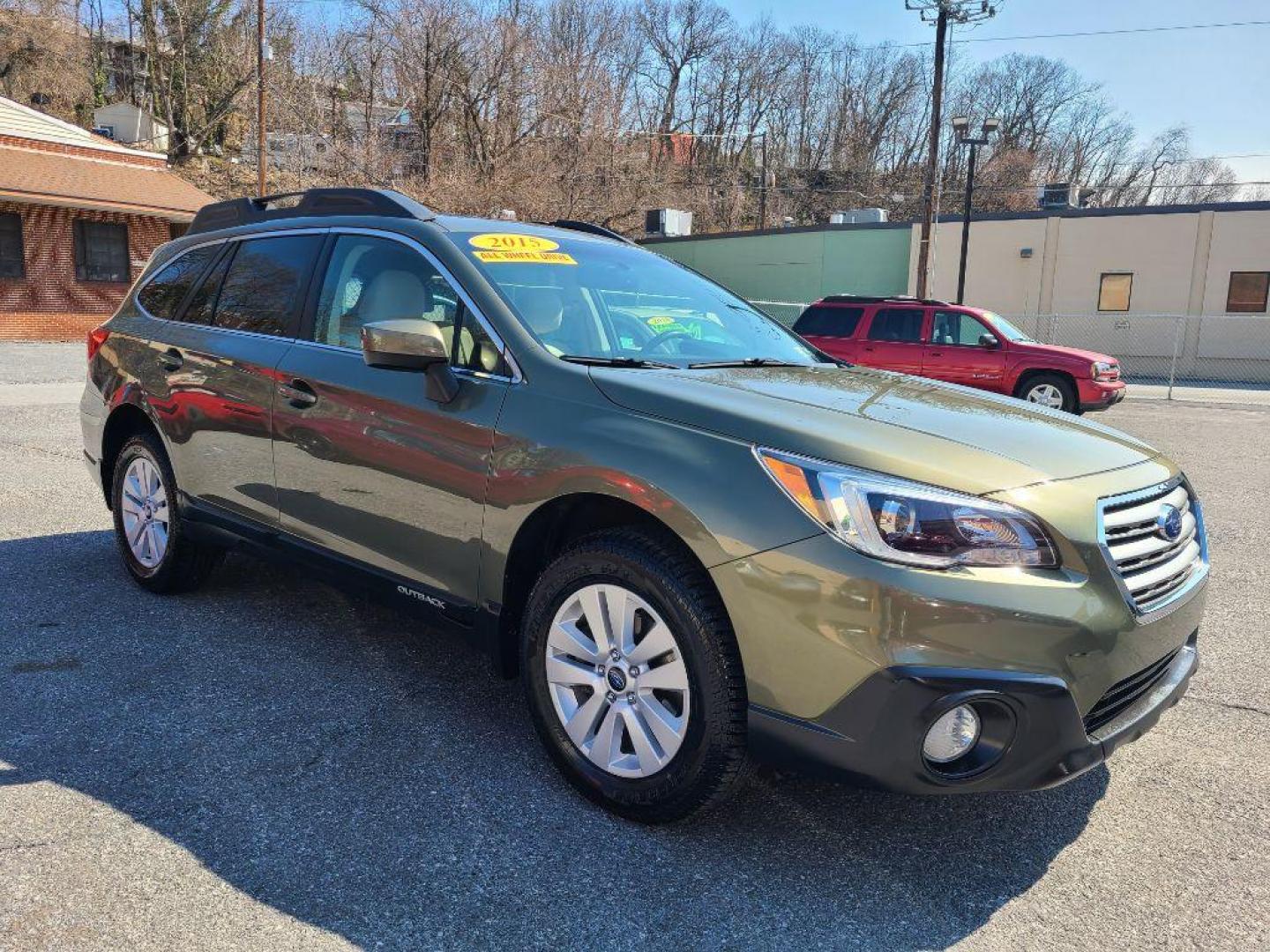 2015 GREEN SUBARU OUTBACK 2.5I PREMIUM (4S4BSADC0F3) with an 2.5L engine, Continuously Variable transmission, located at 7981 Paxton Street, Harrisburg, PA, 17111, (717) 561-2926, 40.261490, -76.749229 - WE FINANCE!!! Good Credit/ Bad Credit/ No Credit - ALL Trade-Ins Welcomed!!! ***Guaranteed Credit Approval*** APPLY ONLINE or CALL us TODAY ;) Internet Prices and Marketplace Prices are SPECIAL discounted ***CASH DEALS*** Retail Prices are higher. Please call us to discuss your cash and finan - Photo#6