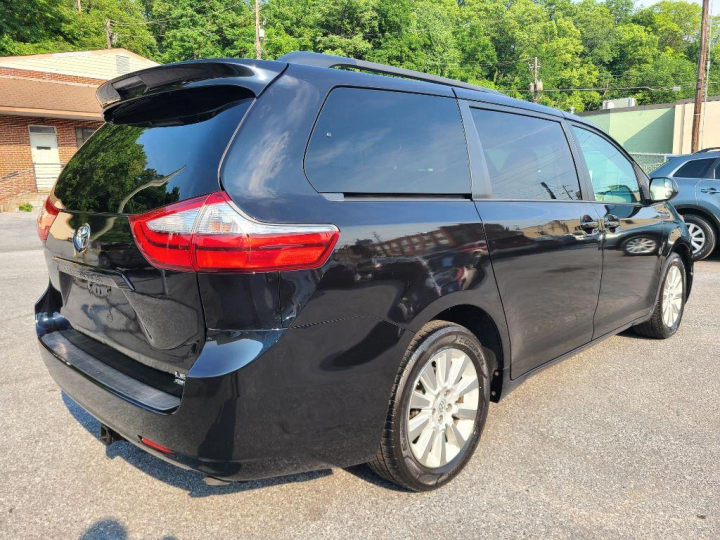 2015 BLACK TOYOTA SIENNA LE (5TDJK3DC3FS) with an 3.5L engine, Automatic transmission, located at 117 North Cameron Street, Harrisburg, PA, 17101, (717) 963-8962, 40.266762, -76.875259 - WE FINANCE!!! Good Credit/ Bad Credit/ No Credit - ALL Trade-Ins Welcomed!!! ***Guaranteed Credit Approval*** APPLY ONLINE or CALL us TODAY ;) Internet Prices and Marketplace Prices are SPECIAL discounted ***CASH DEALS*** Retail Prices are higher. Please call us to discuss your cash and finan - Photo#4