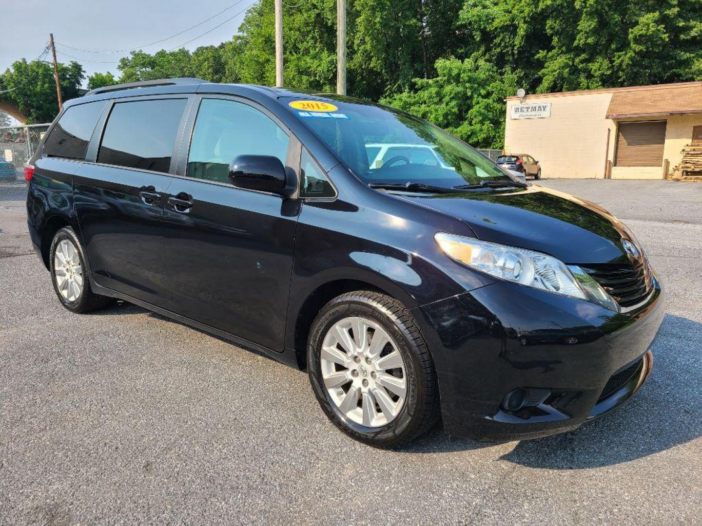 2015 BLACK TOYOTA SIENNA LE (5TDJK3DC3FS) with an 3.5L engine, Automatic transmission, located at 117 North Cameron Street, Harrisburg, PA, 17101, (717) 963-8962, 40.266762, -76.875259 - WE FINANCE!!! Good Credit/ Bad Credit/ No Credit - ALL Trade-Ins Welcomed!!! ***Guaranteed Credit Approval*** APPLY ONLINE or CALL us TODAY ;) Internet Prices and Marketplace Prices are SPECIAL discounted ***CASH DEALS*** Retail Prices are higher. Please call us to discuss your cash and finan - Photo#6