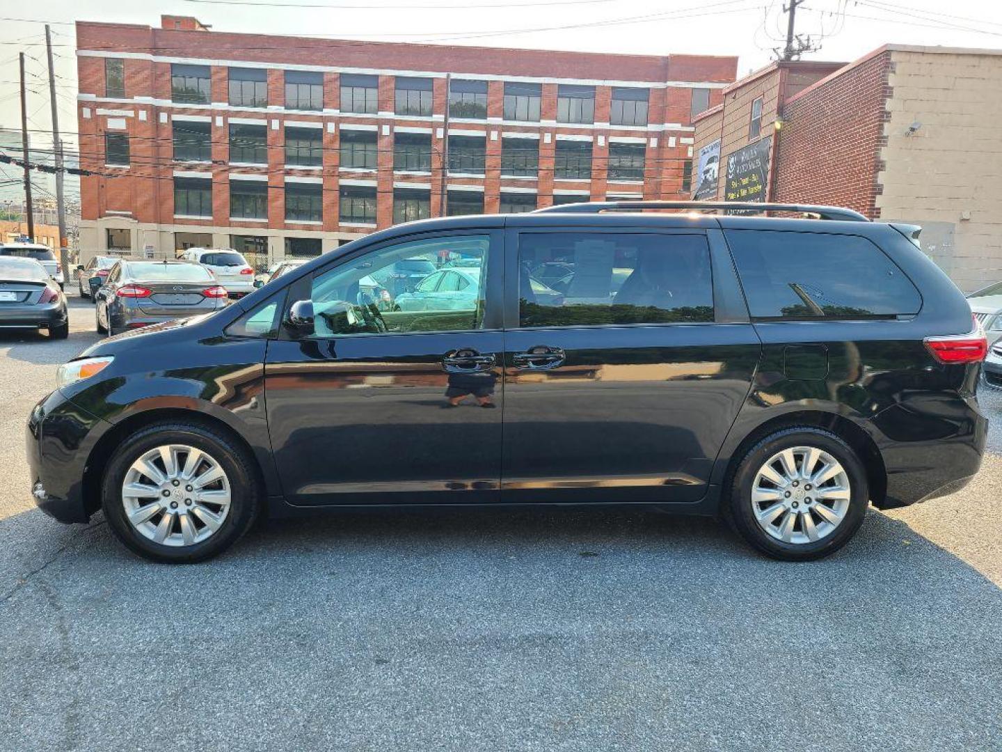 2015 BLACK TOYOTA SIENNA LE (5TDJK3DC3FS) with an 3.5L engine, Automatic transmission, located at 117 North Cameron Street, Harrisburg, PA, 17101, (717) 963-8962, 40.266762, -76.875259 - WE FINANCE!!! Good Credit/ Bad Credit/ No Credit - ALL Trade-Ins Welcomed!!! ***Guaranteed Credit Approval*** APPLY ONLINE or CALL us TODAY ;) Internet Prices and Marketplace Prices are SPECIAL discounted ***CASH DEALS*** Retail Prices are higher. Please call us to discuss your cash and finan - Photo#1