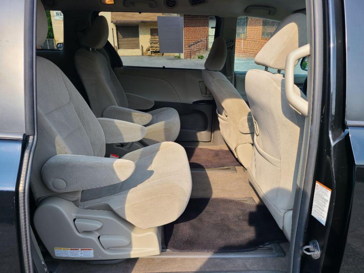 2015 BLACK TOYOTA SIENNA LE (5TDJK3DC3FS) with an 3.5L engine, Automatic transmission, located at 117 North Cameron Street, Harrisburg, PA, 17101, (717) 963-8962, 40.266762, -76.875259 - WE FINANCE!!! Good Credit/ Bad Credit/ No Credit - ALL Trade-Ins Welcomed!!! ***Guaranteed Credit Approval*** APPLY ONLINE or CALL us TODAY ;) Internet Prices and Marketplace Prices are SPECIAL discounted ***CASH DEALS*** Retail Prices are higher. Please call us to discuss your cash and finan - Photo#14