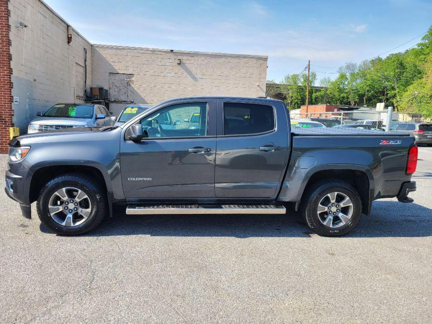 2016 GRAY CHEVROLET COLORADO Z71 (1GCGTDE35G1) with an 3.6L engine, Automatic transmission, located at 117 North Cameron Street, Harrisburg, PA, 17101, (717) 963-8962, 40.266762, -76.875259 - WE FINANCE!!! Good Credit/ Bad Credit/ No Credit - ALL Trade-Ins Welcomed!!! ***Guaranteed Credit Approval*** APPLY ONLINE or CALL us TODAY ;) Internet Prices and Marketplace Prices are SPECIAL discounted ***CASH DEALS*** Retail Prices are higher. Please call us to discuss your cash and finan - Photo#7