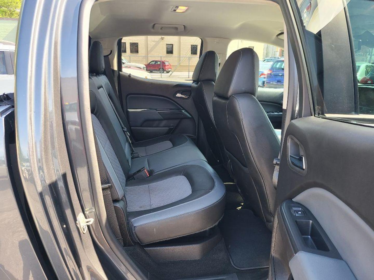 2016 GRAY CHEVROLET COLORADO Z71 (1GCGTDE35G1) with an 3.6L engine, Automatic transmission, located at 117 North Cameron Street, Harrisburg, PA, 17101, (717) 963-8962, 40.266762, -76.875259 - WE FINANCE!!! Good Credit/ Bad Credit/ No Credit - ALL Trade-Ins Welcomed!!! ***Guaranteed Credit Approval*** APPLY ONLINE or CALL us TODAY ;) Internet Prices and Marketplace Prices are SPECIAL discounted ***CASH DEALS*** Retail Prices are higher. Please call us to discuss your cash and finan - Photo#8