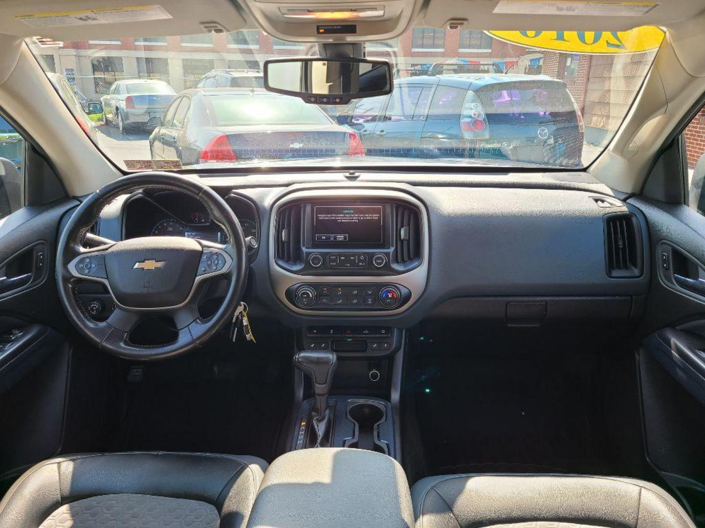 2016 GRAY CHEVROLET COLORADO Z71 (1GCGTDE35G1) with an 3.6L engine, Automatic transmission, located at 117 North Cameron Street, Harrisburg, PA, 17101, (717) 963-8962, 40.266762, -76.875259 - WE FINANCE!!! Good Credit/ Bad Credit/ No Credit - ALL Trade-Ins Welcomed!!! ***Guaranteed Credit Approval*** APPLY ONLINE or CALL us TODAY ;) Internet Prices and Marketplace Prices are SPECIAL discounted ***CASH DEALS*** Retail Prices are higher. Please call us to discuss your cash and finan - Photo#9