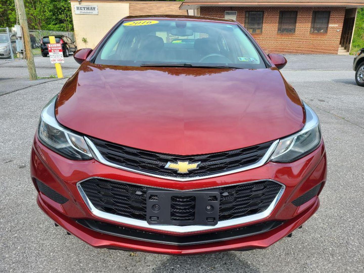 2016 RED CHEVROLET CRUZE LT (1G1BE5SM0G7) with an 1.4L engine, Automatic transmission, located at 7981 Paxton Street, Harrisburg, PA, 17111, (717) 561-2926, 40.261490, -76.749229 - WE FINANCE!!! Good Credit/ Bad Credit/ No Credit - ALL Trade-Ins Welcomed!!! ***Guaranteed Credit Approval*** APPLY ONLINE or CALL us TODAY ;) Internet Prices and Marketplace Prices are SPECIAL discounted ***CASH DEALS*** Retail Prices are higher. Please call us to discuss your cash and finan - Photo#7