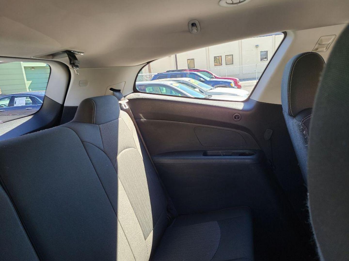 2016 RED CHEVROLET TRAVERSE LT (1GNKVGKD2GJ) with an 3.6L engine, Automatic transmission, located at 117 North Cameron Street, Harrisburg, PA, 17101, (717) 963-8962, 40.266762, -76.875259 - WE FINANCE!!! Good Credit/ Bad Credit/ No Credit - ALL Trade-Ins Welcomed!!! ***Guaranteed Credit Approval*** APPLY ONLINE or CALL us TODAY ;) Internet Prices and Marketplace Prices are SPECIAL discounted ***CASH DEALS*** Retail Prices are higher. Please call us to discuss your cash and finan - Photo#9