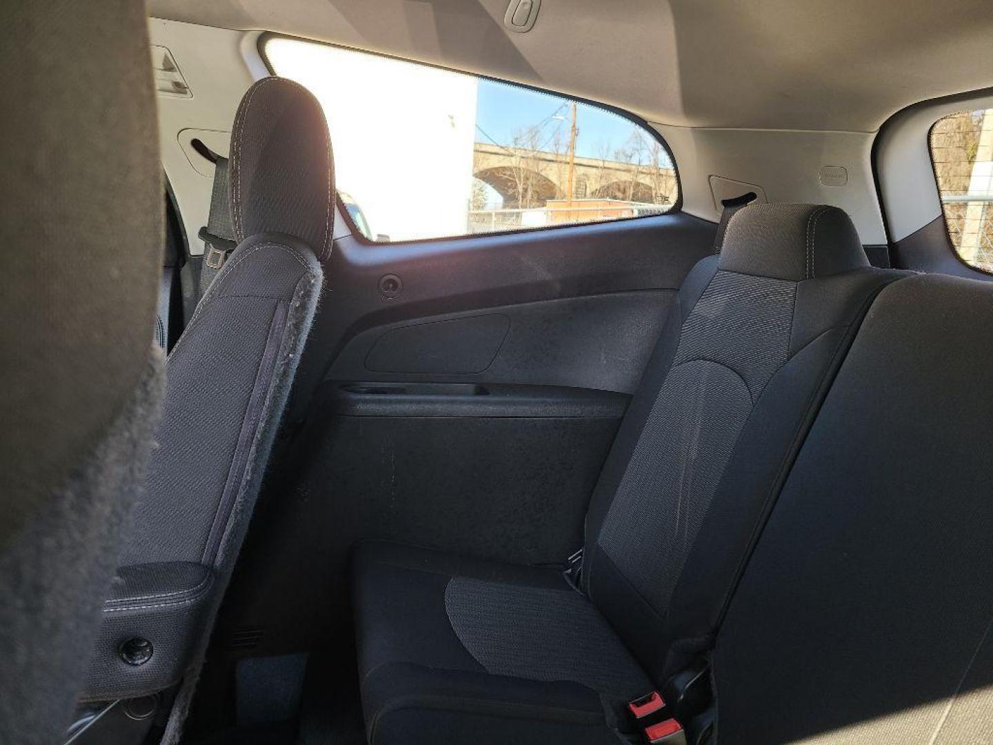 2016 RED CHEVROLET TRAVERSE LT (1GNKVGKD2GJ) with an 3.6L engine, Automatic transmission, located at 117 North Cameron Street, Harrisburg, PA, 17101, (717) 963-8962, 40.266762, -76.875259 - WE FINANCE!!! Good Credit/ Bad Credit/ No Credit - ALL Trade-Ins Welcomed!!! ***Guaranteed Credit Approval*** APPLY ONLINE or CALL us TODAY ;) Internet Prices and Marketplace Prices are SPECIAL discounted ***CASH DEALS*** Retail Prices are higher. Please call us to discuss your cash and finan - Photo#12