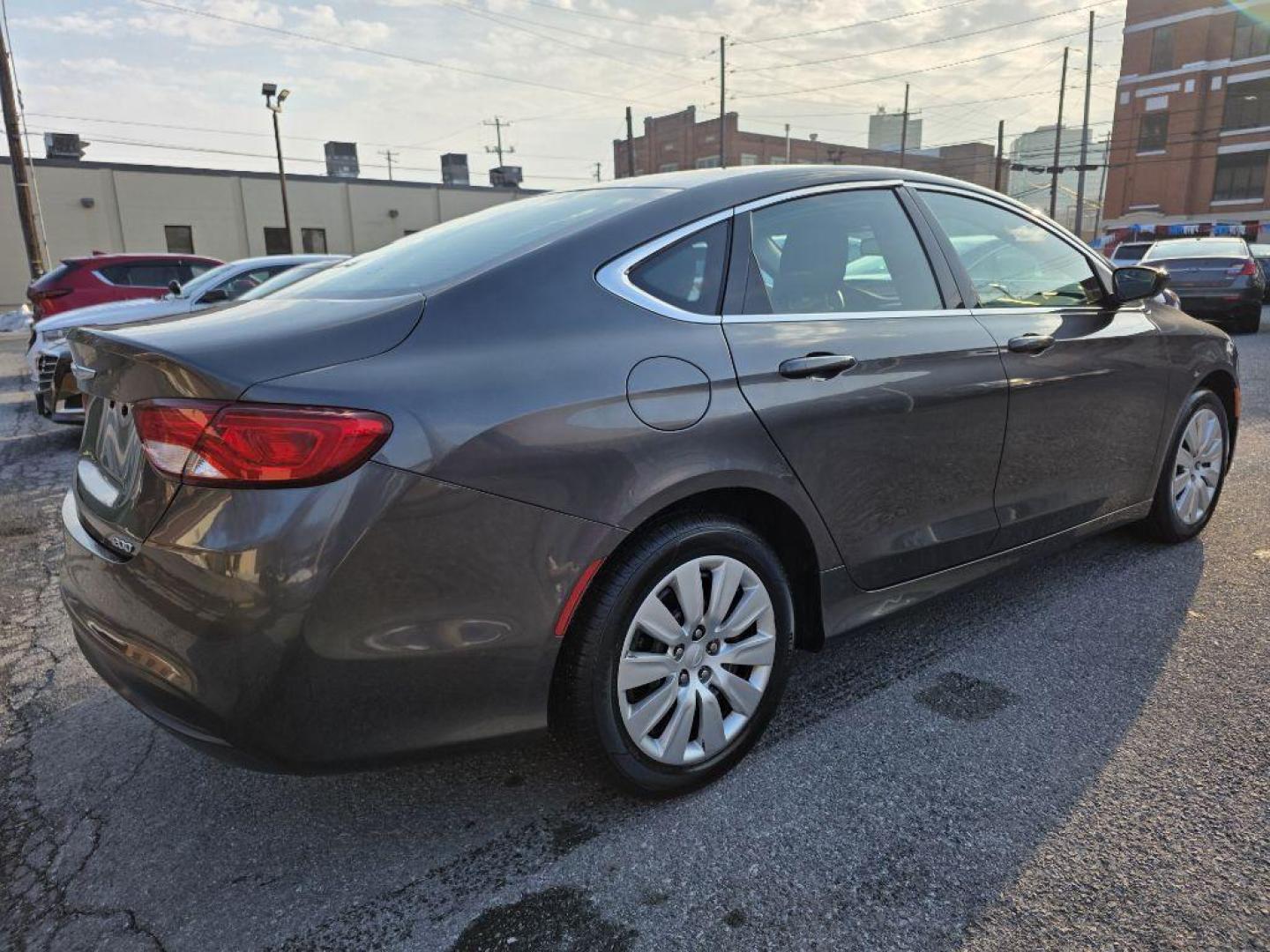2016 GRAY CHRYSLER 200 LX (1C3CCCFB1GN) with an 2.4L engine, Automatic transmission, located at 117 North Cameron Street, Harrisburg, PA, 17101, (717) 963-8962, 40.266762, -76.875259 - WE FINANCE!!! Good Credit/ Challenged Credit/ No Credit - ALL Trade-Ins Welcomed!!! APPLY ONLINE or CALL us TODAY ;) Please call us to discuss your cash and/or financing options. - Photo#4