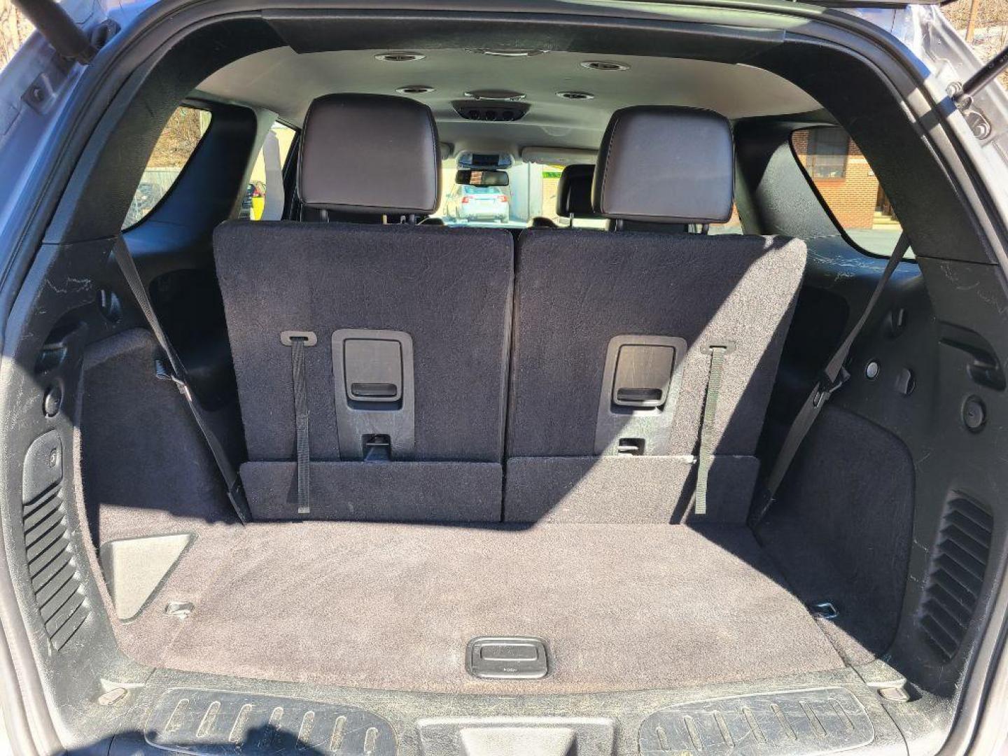 2016 SILVER DODGE DURANGO LIMITED (1C4RDHDG0GC) with an 3.6L engine, Automatic transmission, located at 7981 Paxton Street, Harrisburg, PA, 17111, (717) 561-2926, 40.261490, -76.749229 - WE FINANCE!!! Good Credit/ Bad Credit/ No Credit - ALL Trade-Ins Welcomed!!! ***Guaranteed Credit Approval*** APPLY ONLINE or CALL us TODAY ;) Internet Prices and Marketplace Prices are SPECIAL discounted ***CASH DEALS*** Retail Prices are higher. Please call us to discuss your cash and finan - Photo#10
